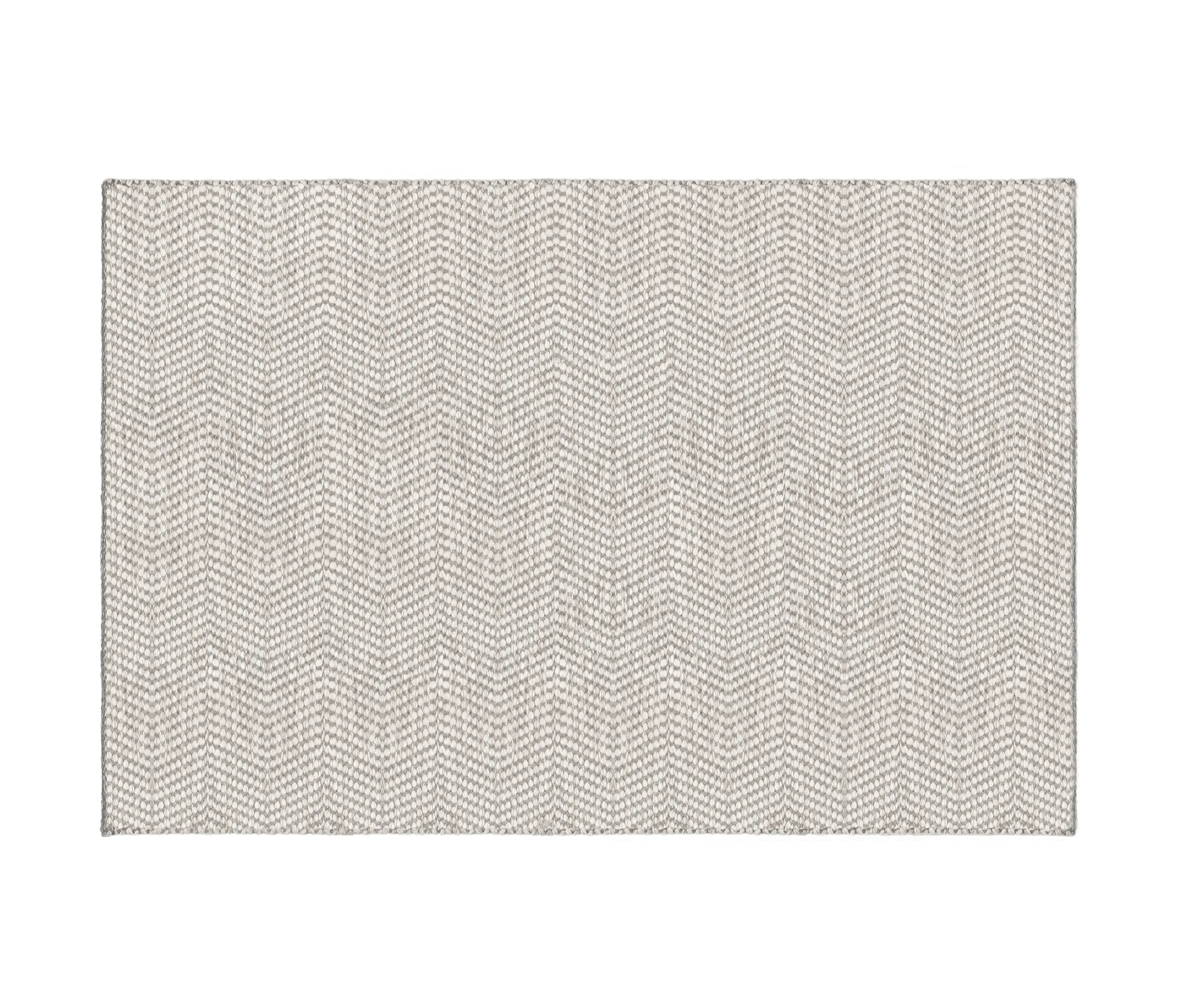 Minotti - Osaka Chevron