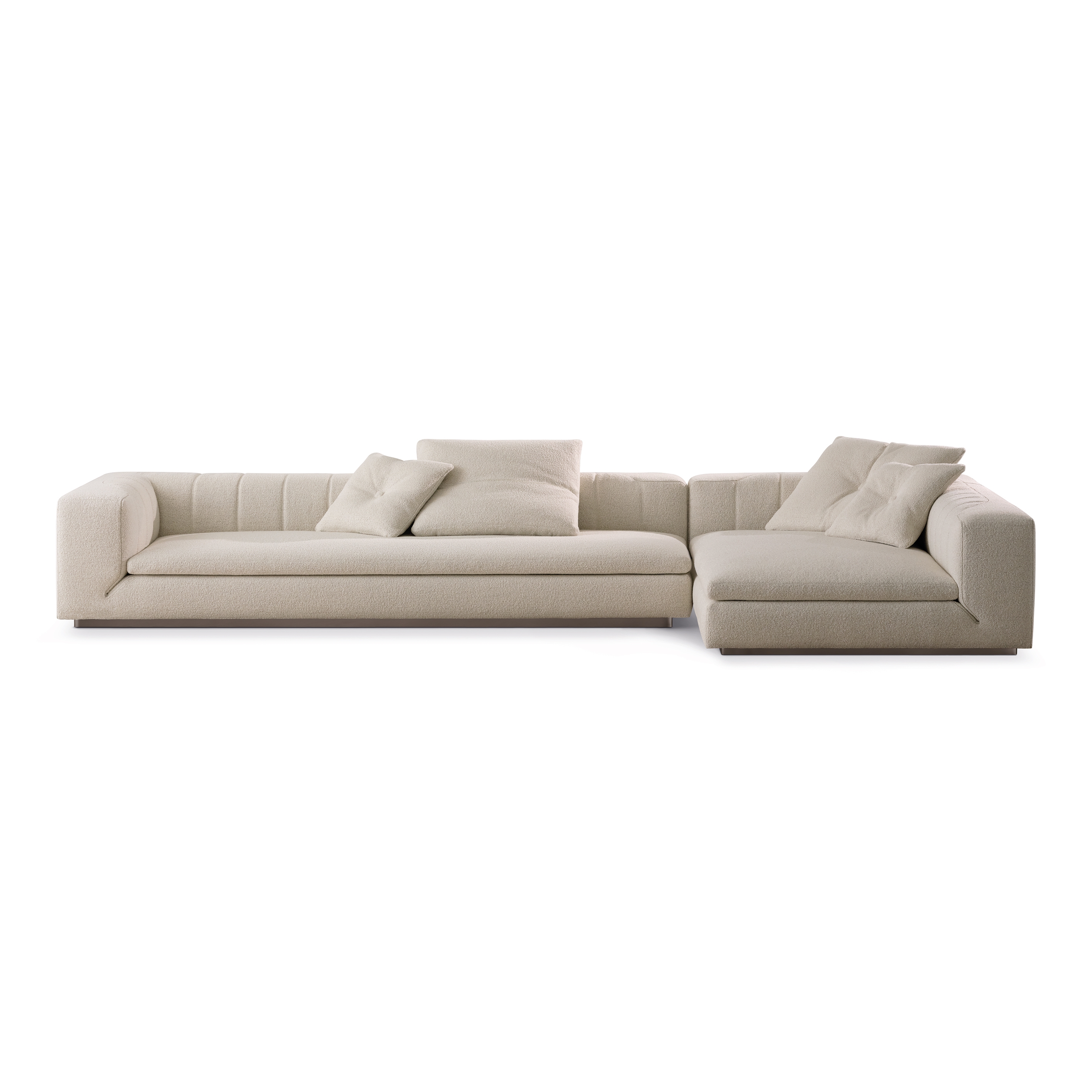 Display product Riley from manufacturer Minotti