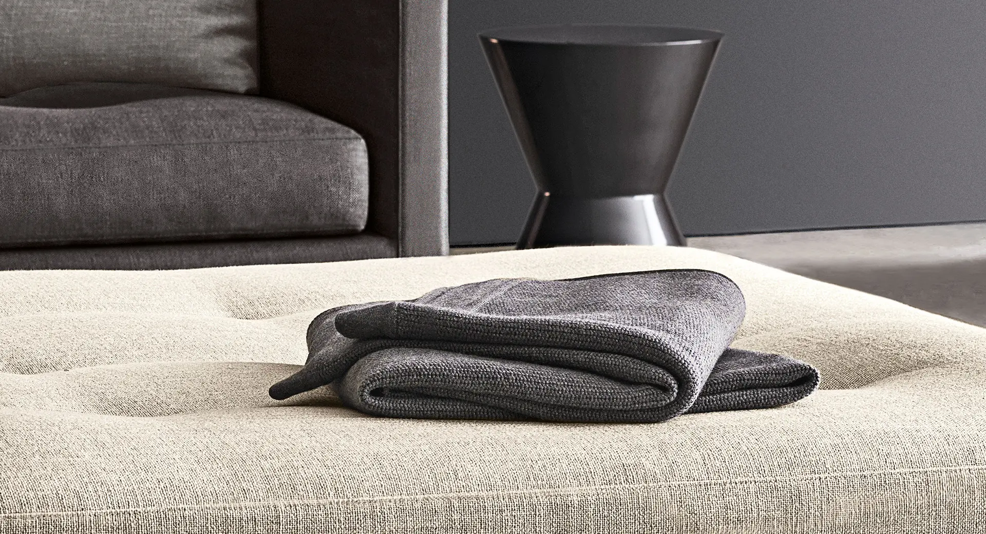 Minotti - Andersen "Throw"
