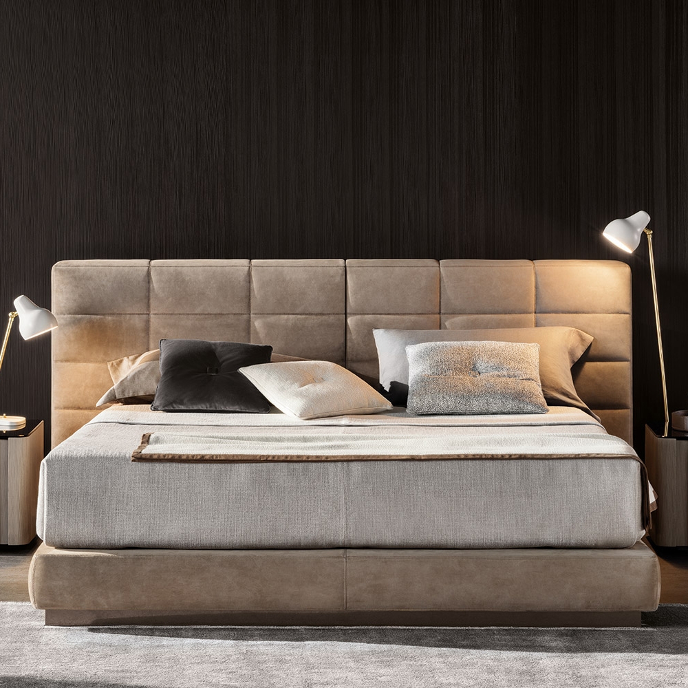 Display product Lawrence "Bedwear" from manufacturer Minotti