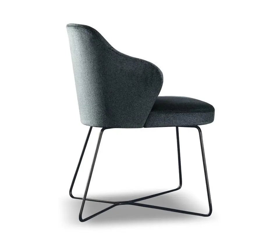 Minotti - Leslie "Dining"