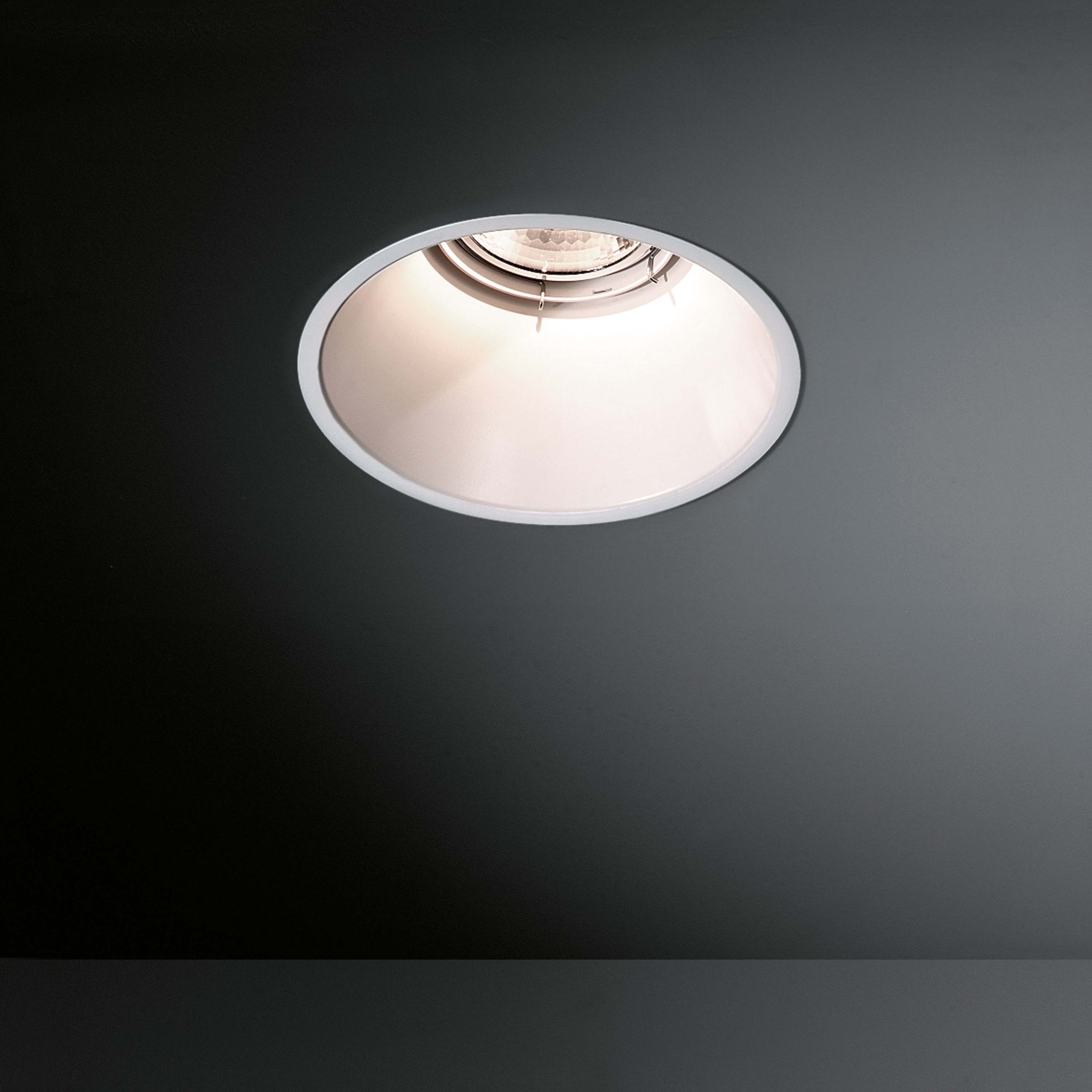 Display product Lotis 230 AR111 GE from manufacturer Modular Lighting Instruments