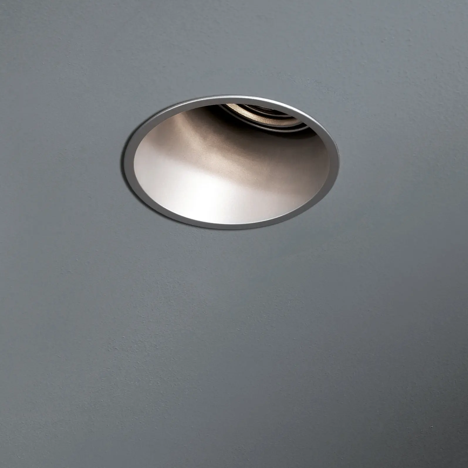 Modular Lighting Instruments - Asy Lotis 97 adjustable GU10