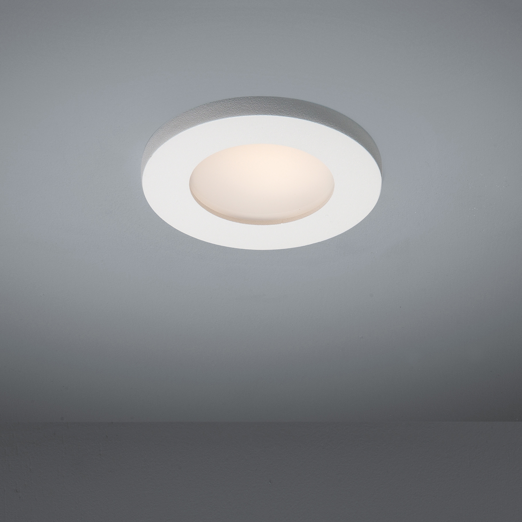 Display product Doze 80 ceiling LED from manufacturer Modular Lighting Instruments