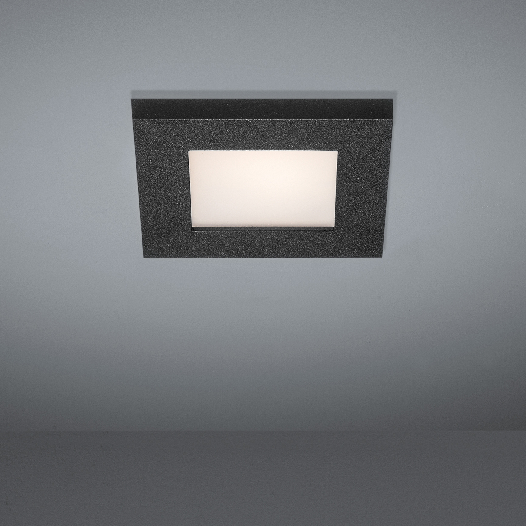 Display product Doze square ceiling LED from manufacturer Modular Lighting Instruments