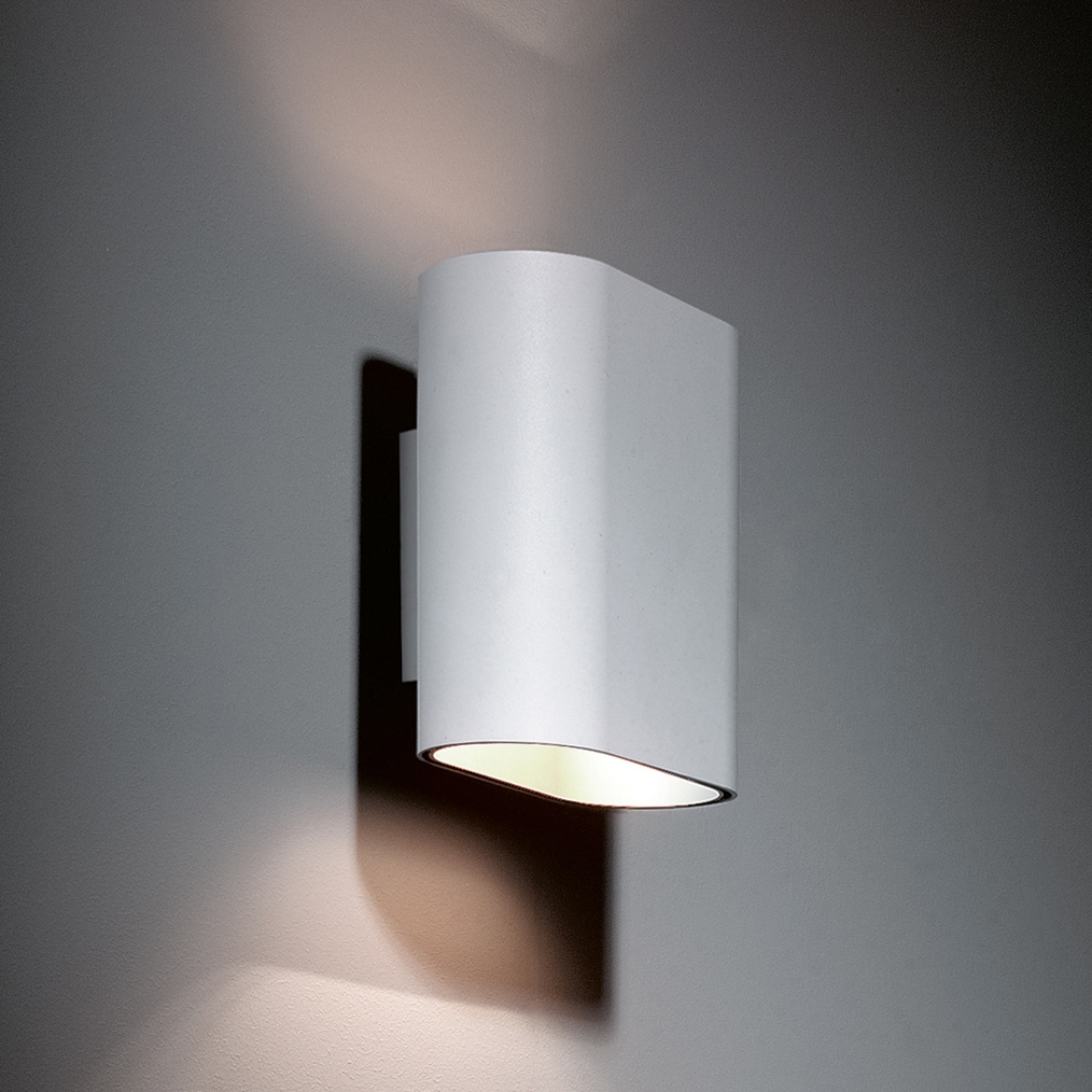 Display product Duell wall 1x R7s from manufacturer Modular Lighting Instruments