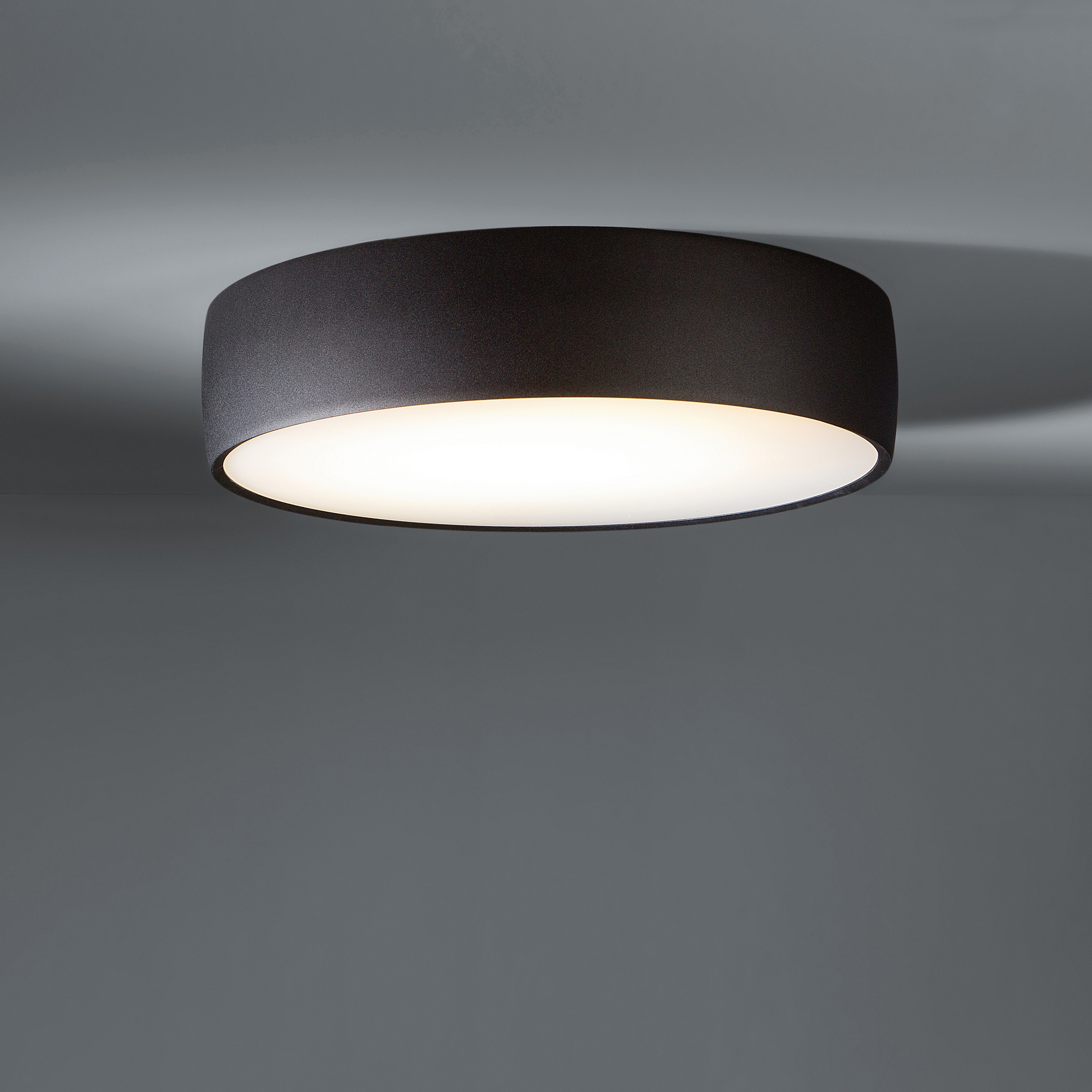 Display product Flat moon 480 down LED GI from manufacturer Modular Lighting Instruments