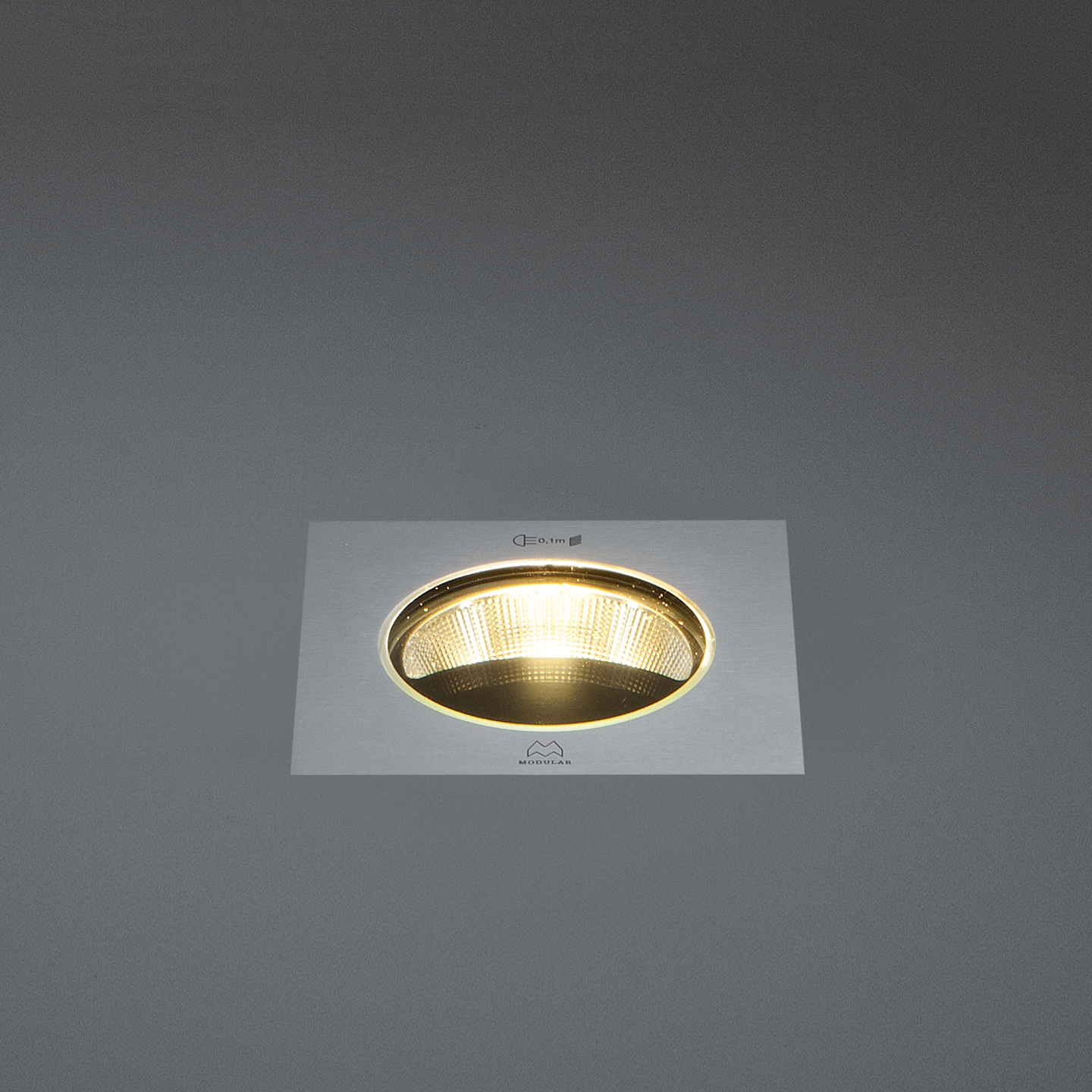 Mostrar el producto Hipy square 110x110 asy IP67 LED GE del fabricante Modular Lighting Instruments
