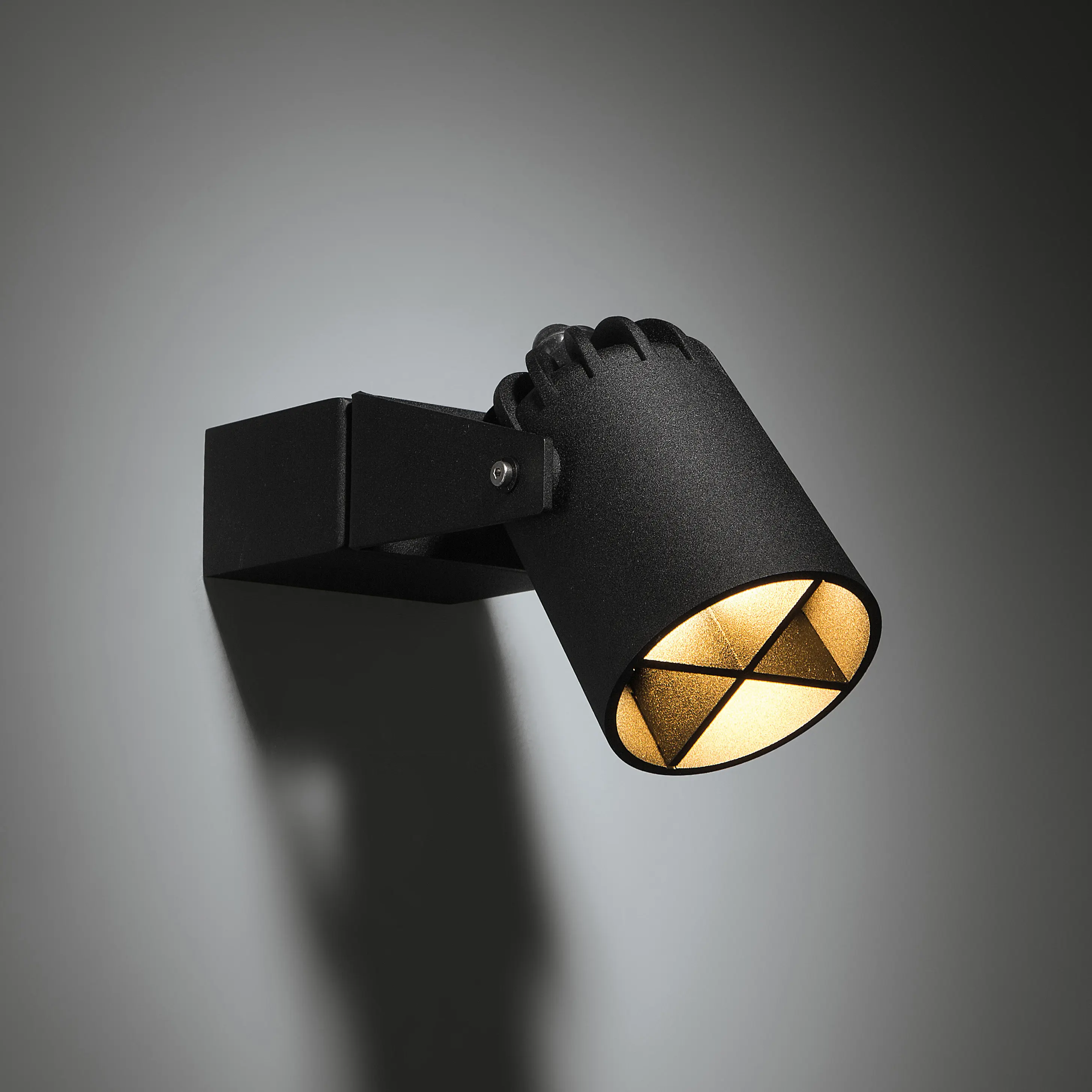Modular Lighting Instruments - Julien round IP54 LED GE