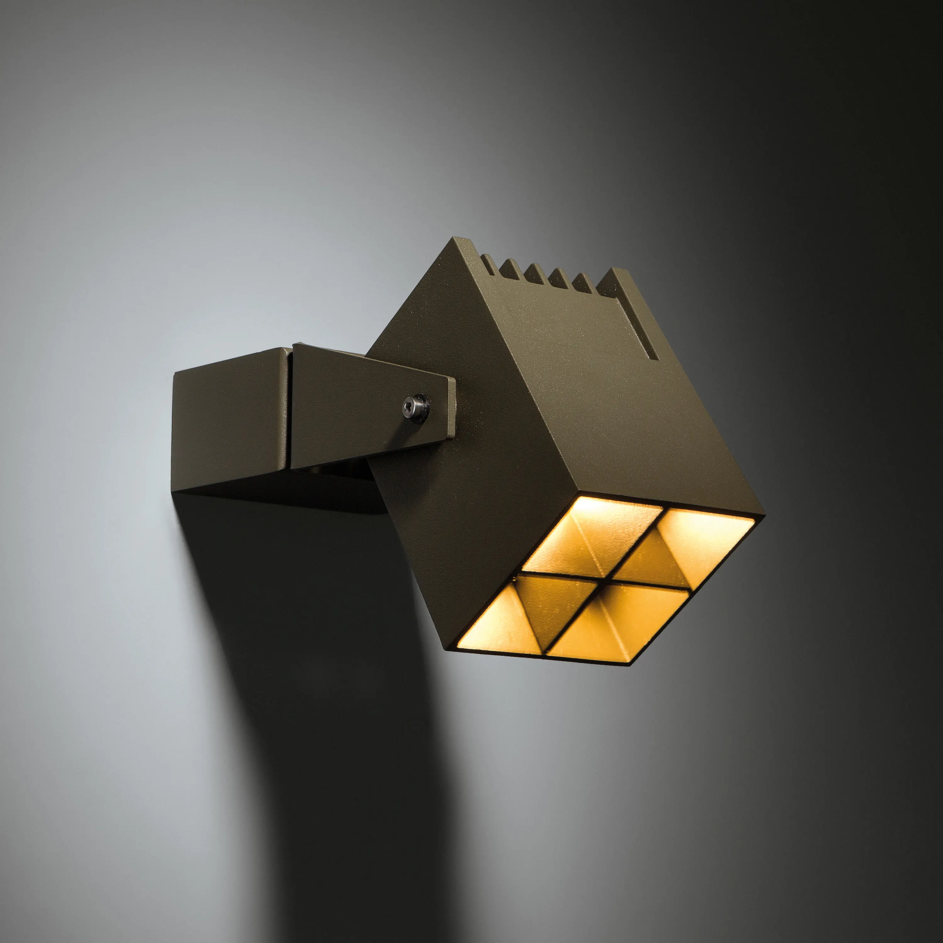 Modular Lighting Instruments - Julien square IP54 LED GE