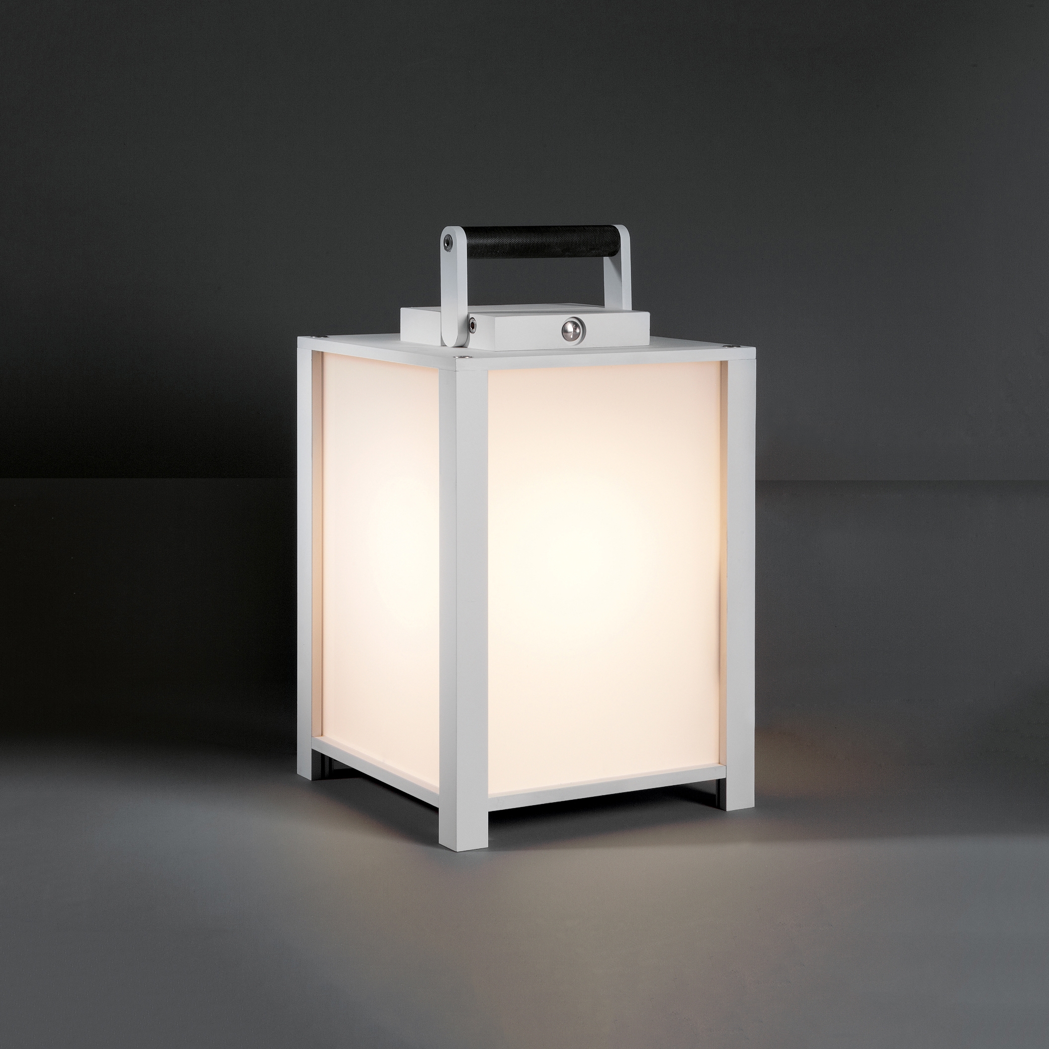 Display product Kabaz floor IP44 E27 from manufacturer Modular Lighting Instruments
