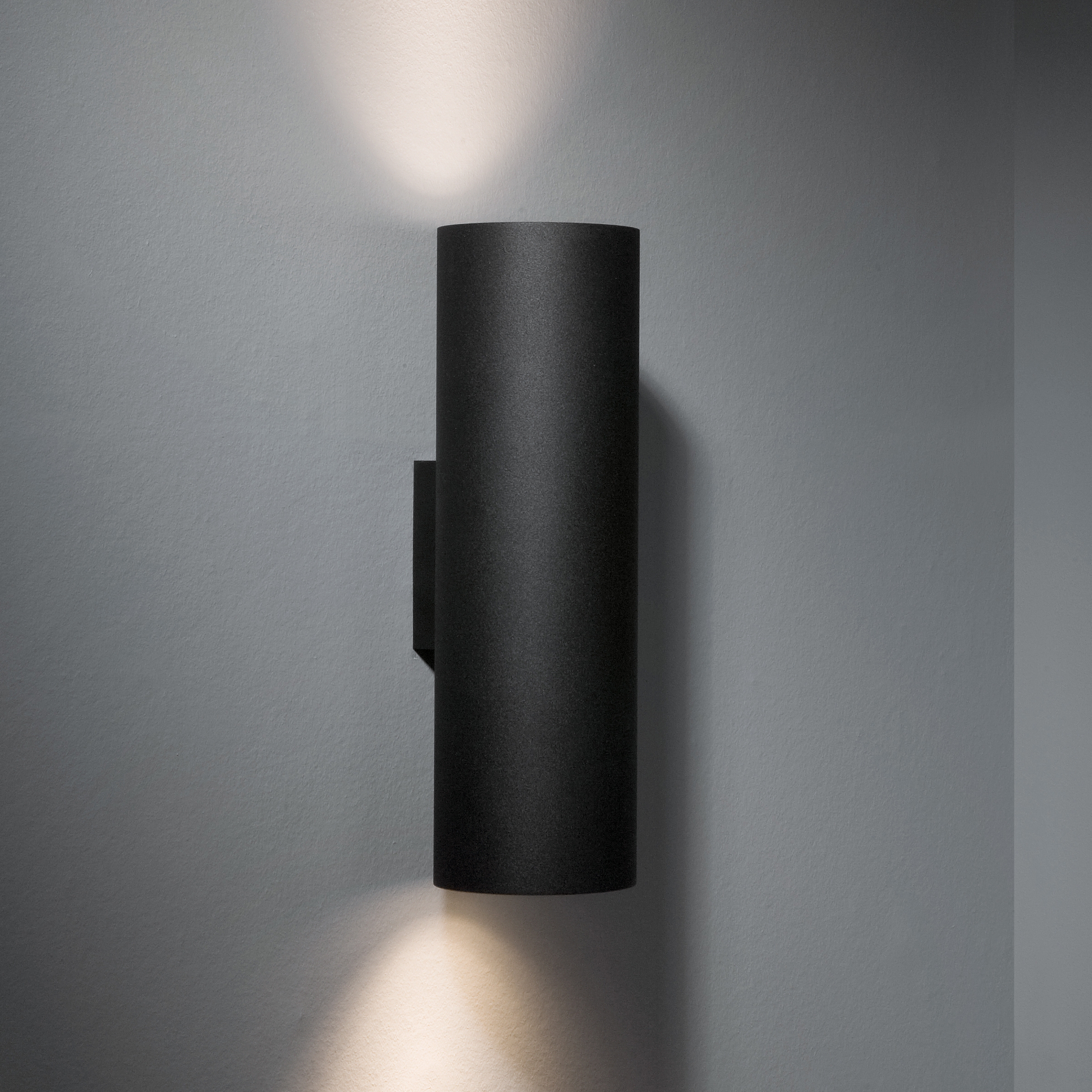 Display product Lotis tubed wall 2x LED retrofit from manufacturer Modular Lighting Instruments