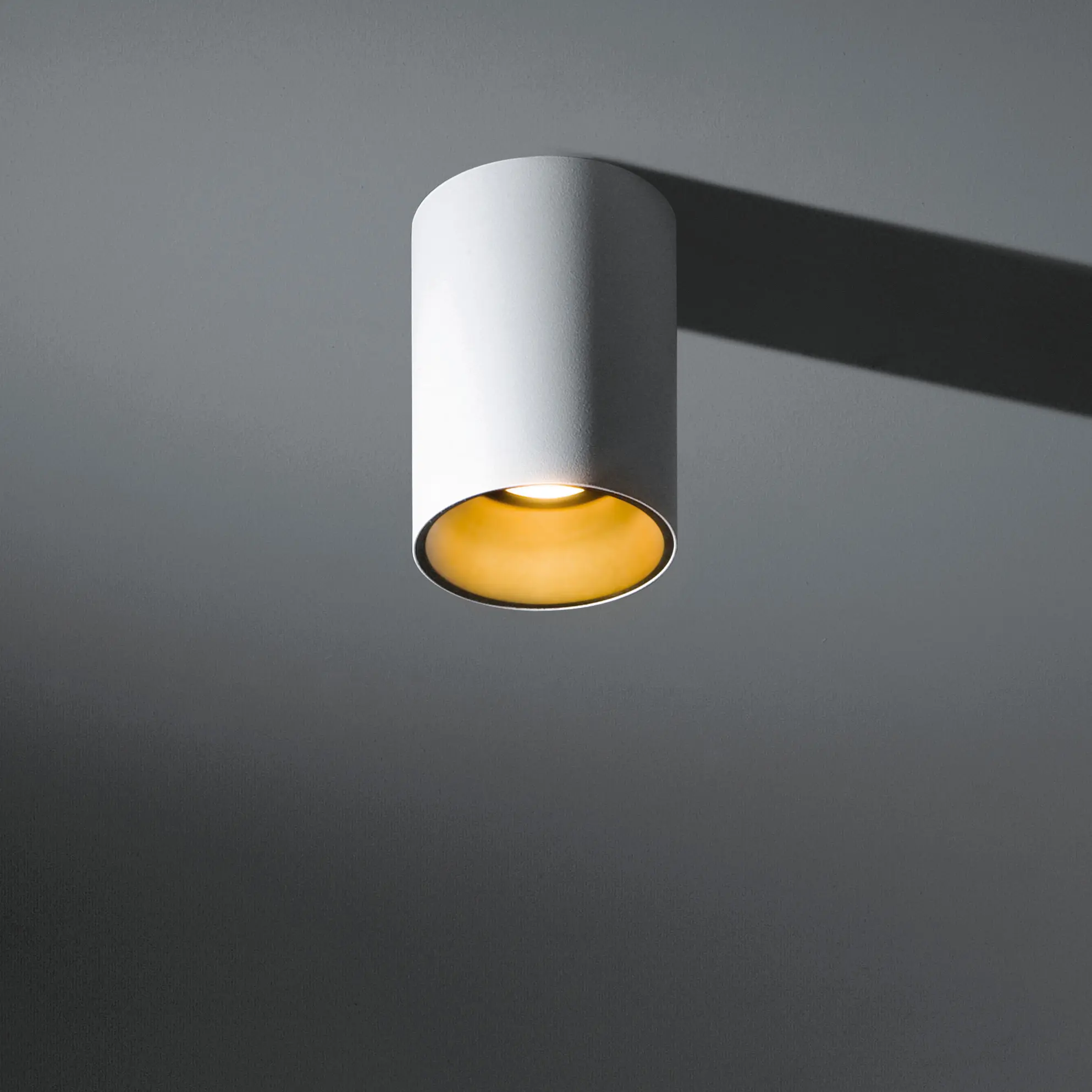 Modular Lighting Instruments - Lotis tubed surface GU10