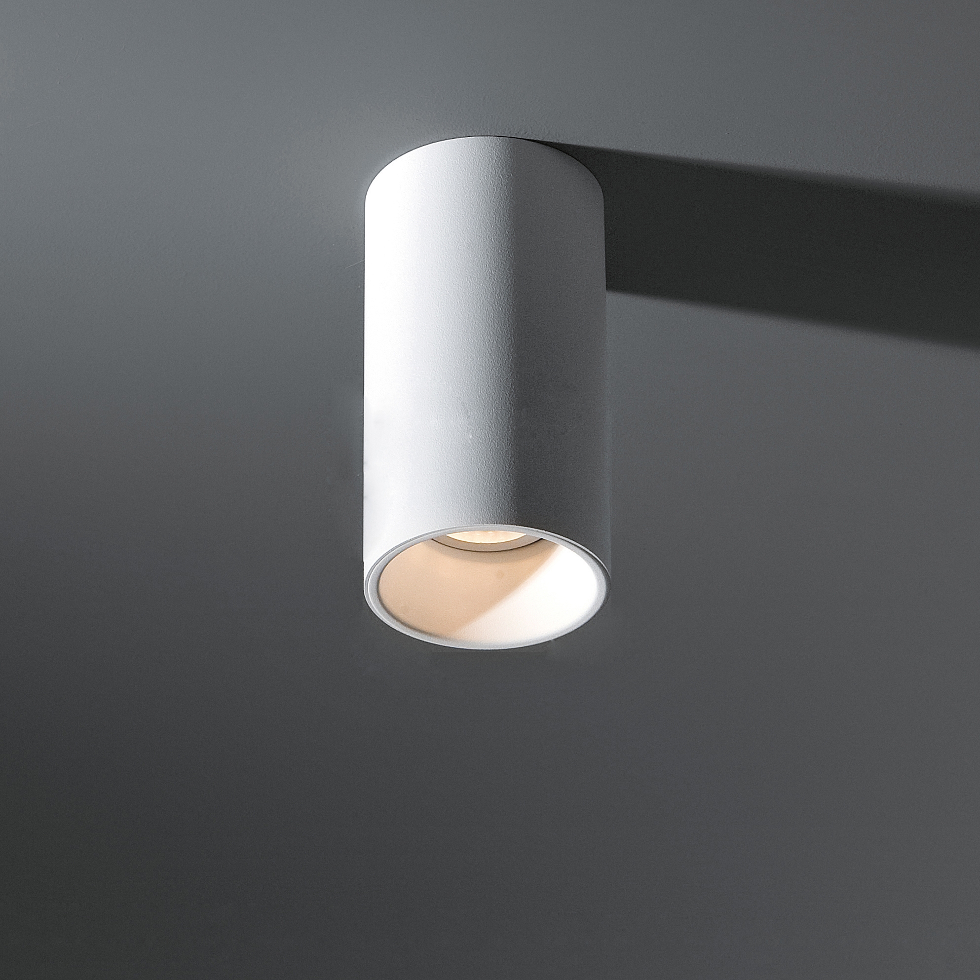 Display product Lotis tubed surface LED GI from manufacturer Modular Lighting Instruments