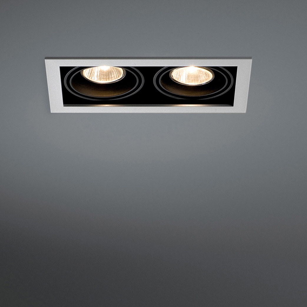 Display product Mini multiple 2x MR16 GE from manufacturer Modular Lighting Instruments