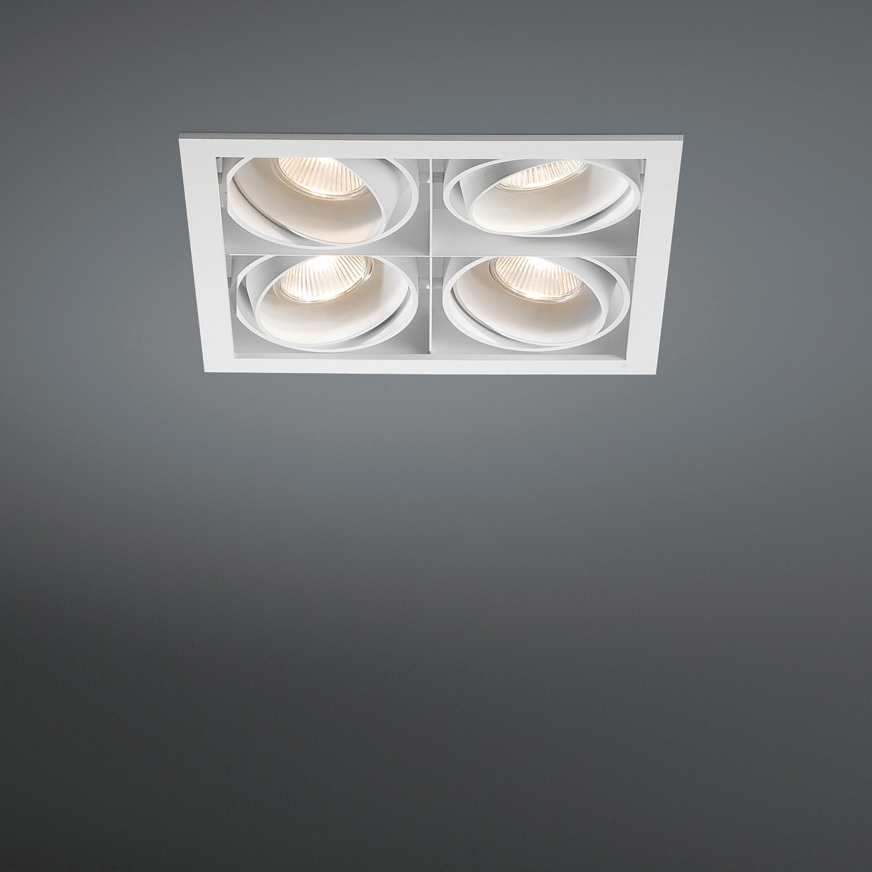 Display product Mini multiple 4x GU10 from manufacturer Modular Lighting Instruments