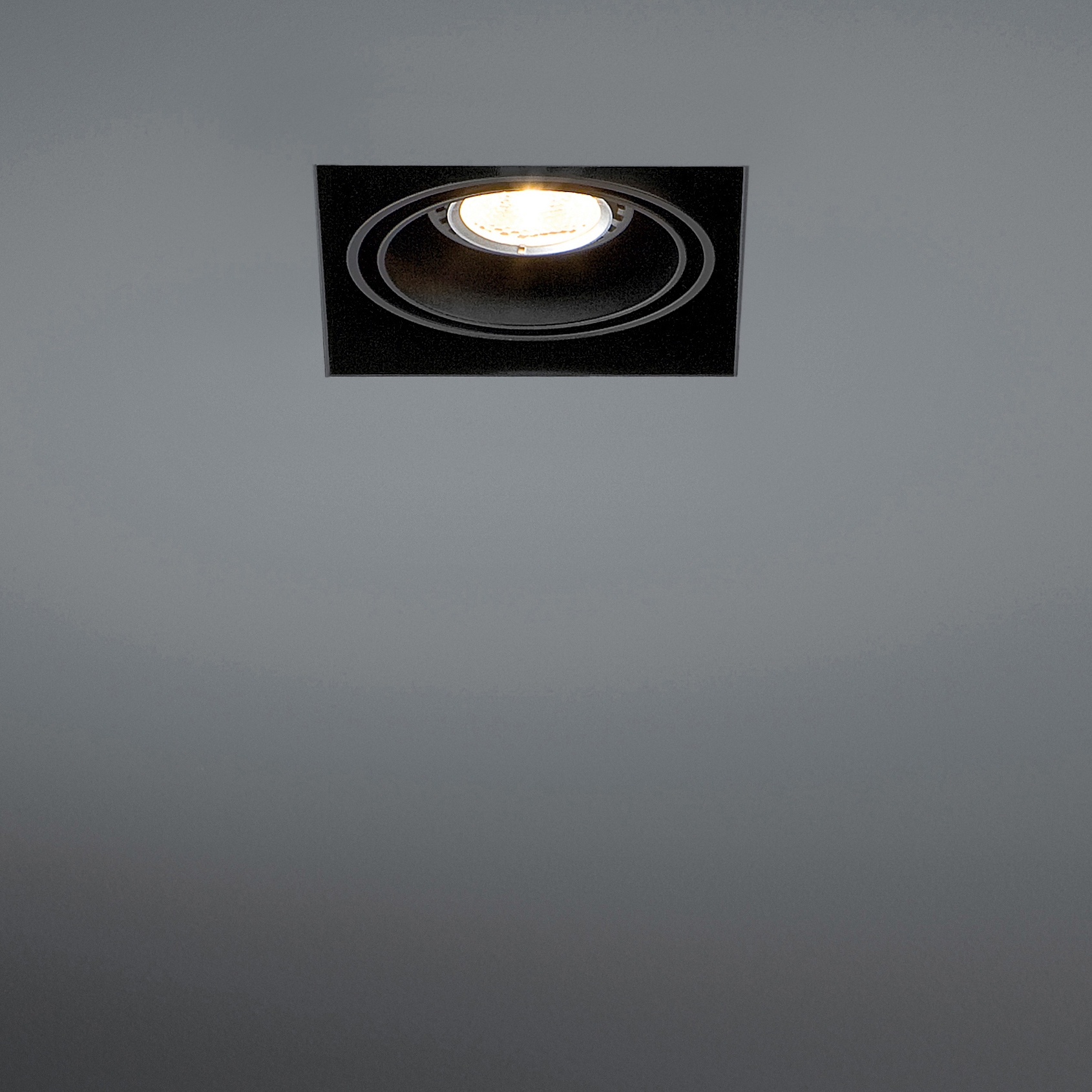 Display product Mini multiple trimless 1x LED retrofit from manufacturer Modular Lighting Instruments