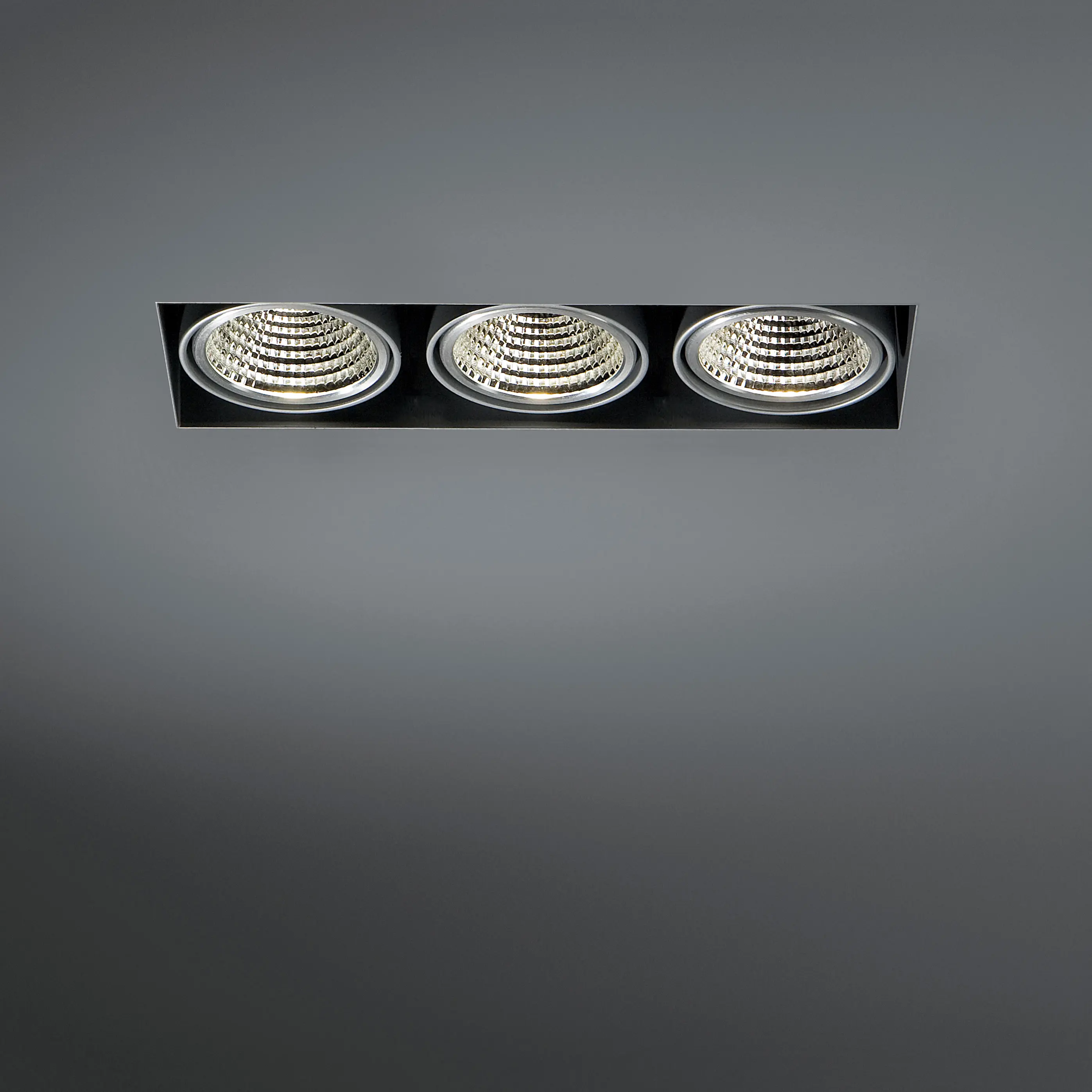 Modular Lighting Instruments - Mini multiple trimless 3x LED GE