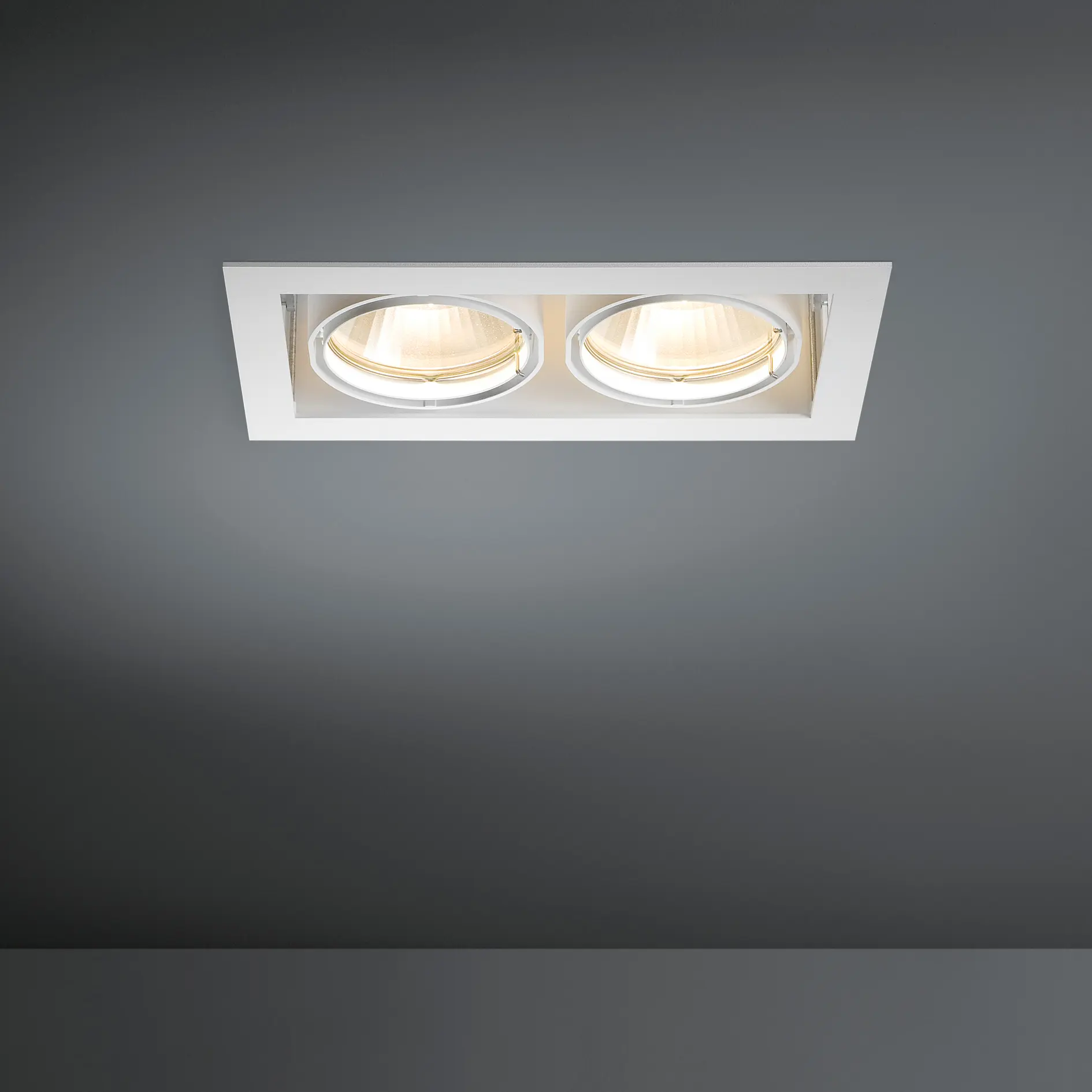 Modular Lighting Instruments - Multiple 2x CDM-T GE