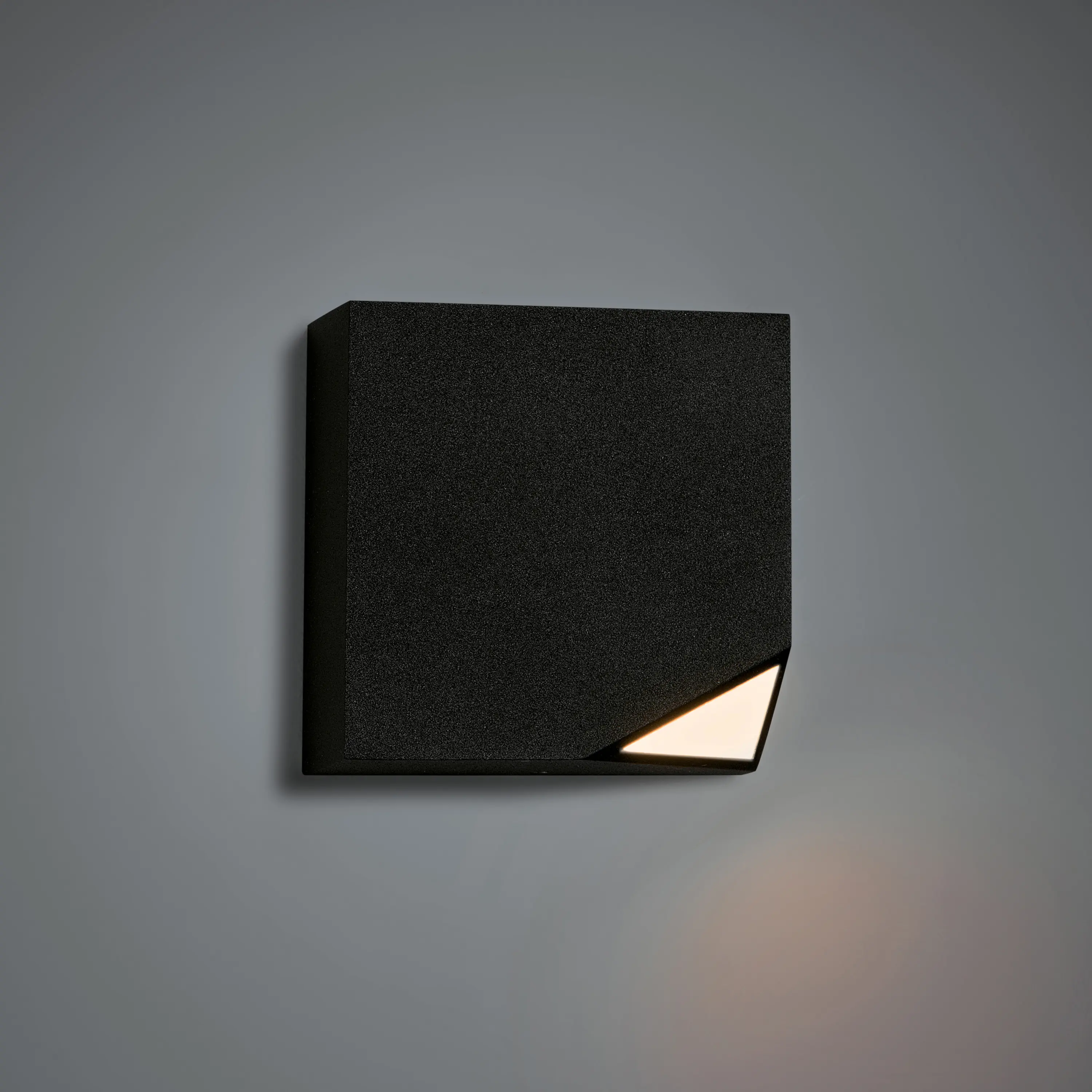 Modular Lighting Instruments - Nukav LED