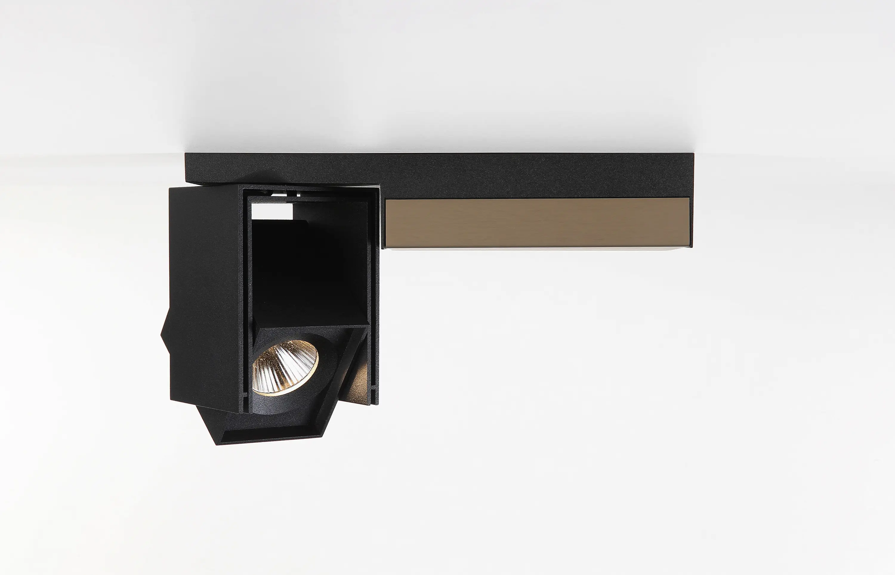 Modular Lighting Instruments - Rektor LED GI