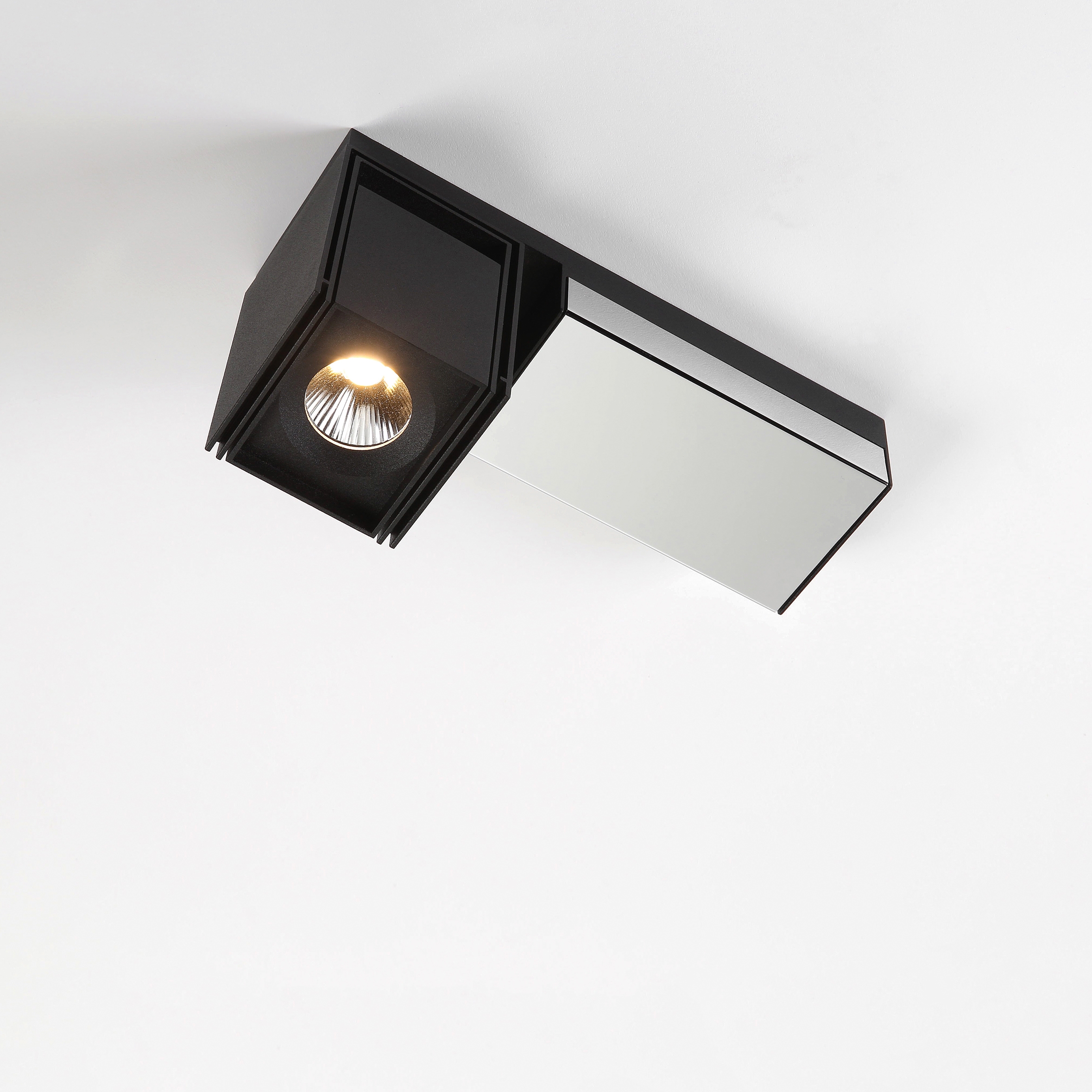 Display product Rektor LED GI from manufacturer Modular Lighting Instruments