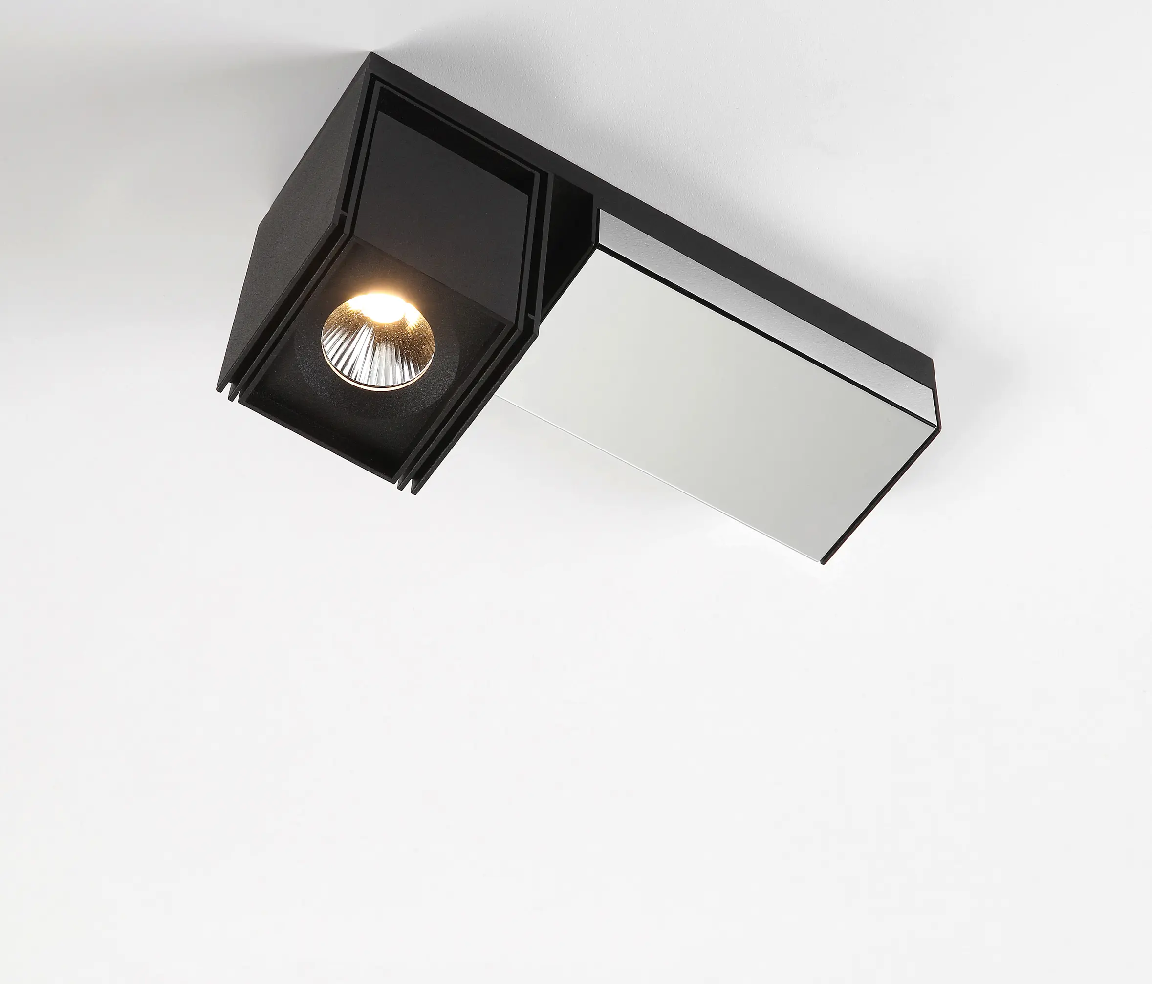 Modular Lighting Instruments - Rektor LED GI