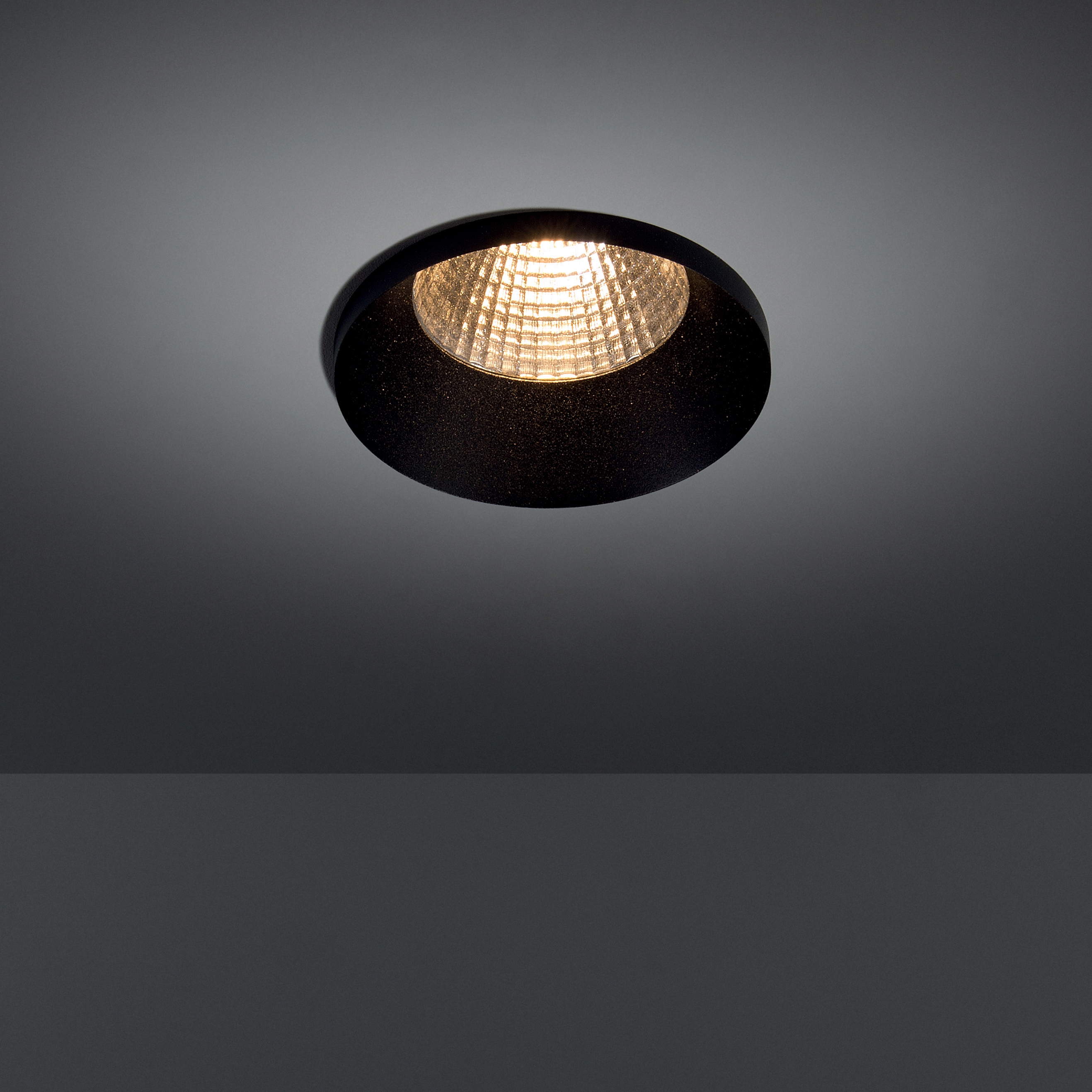 Mostra il prodotto Smart kup 115 IP54 LED GE del produttore Modular Lighting Instruments