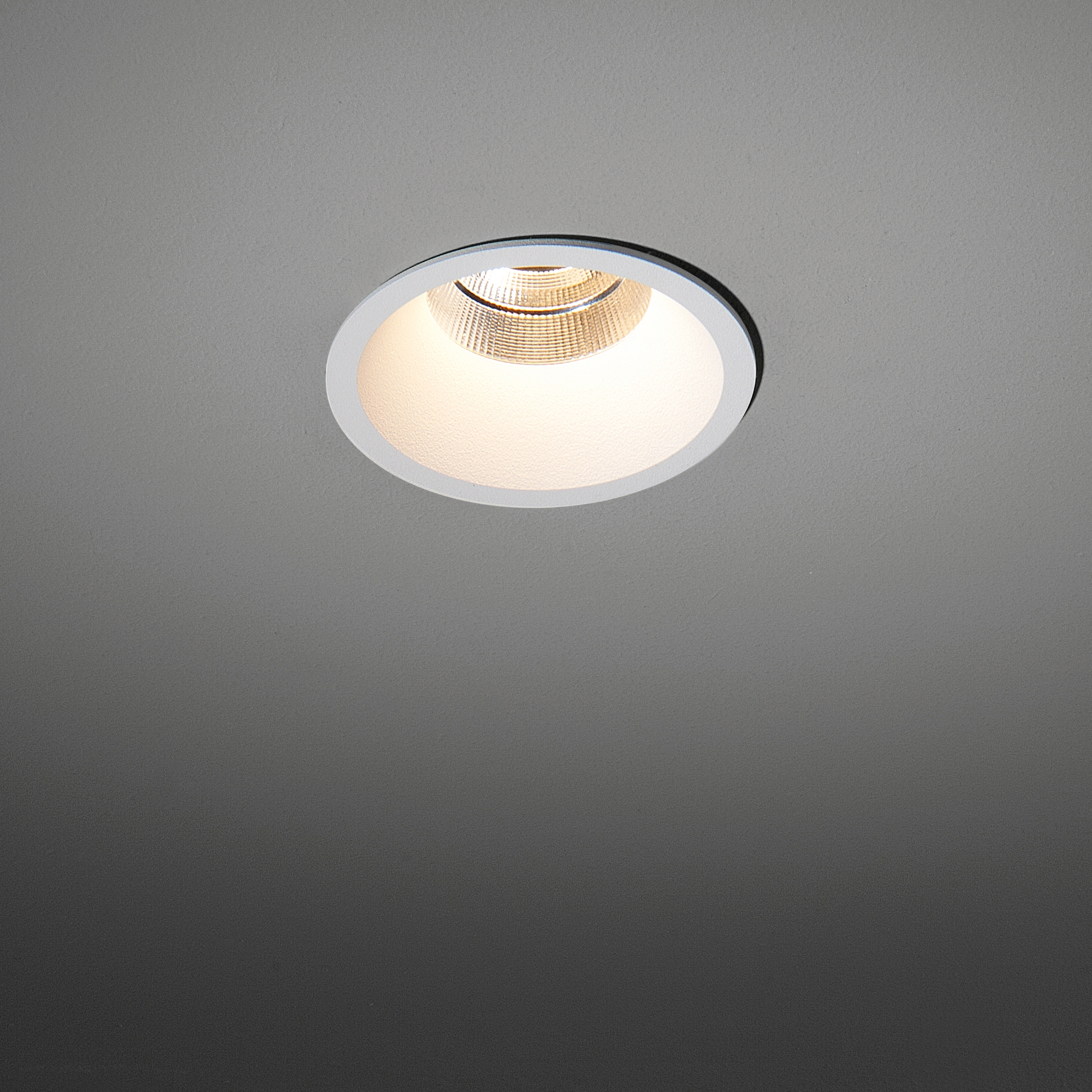 Mostra il prodotto Smart Lotis 82 LED GE del produttore Modular Lighting Instruments
