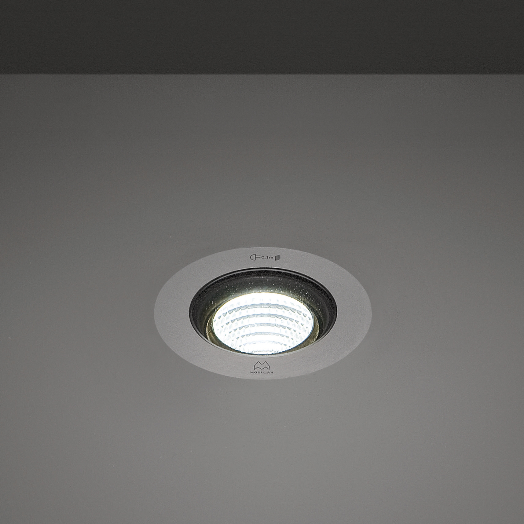 Mostra il prodotto Hipy 110 IP67 LED GE del produttore Modular Lighting Instruments