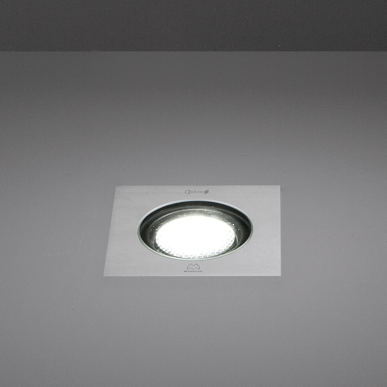 Display product Hipy square 110x110 anti glare IP67 LED GE from manufacturer Modular Lighting Instruments