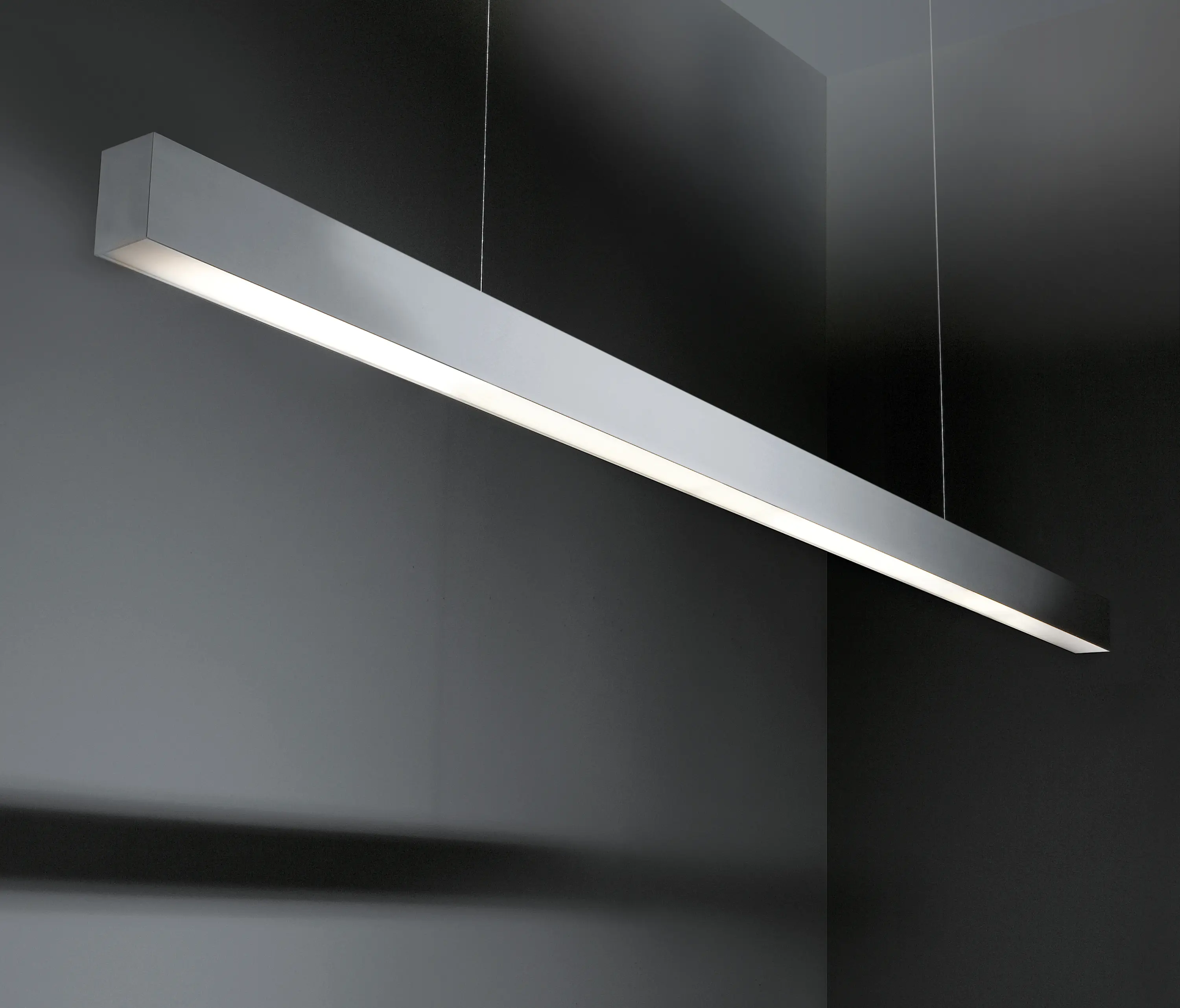 Modular Lighting Instruments - H55