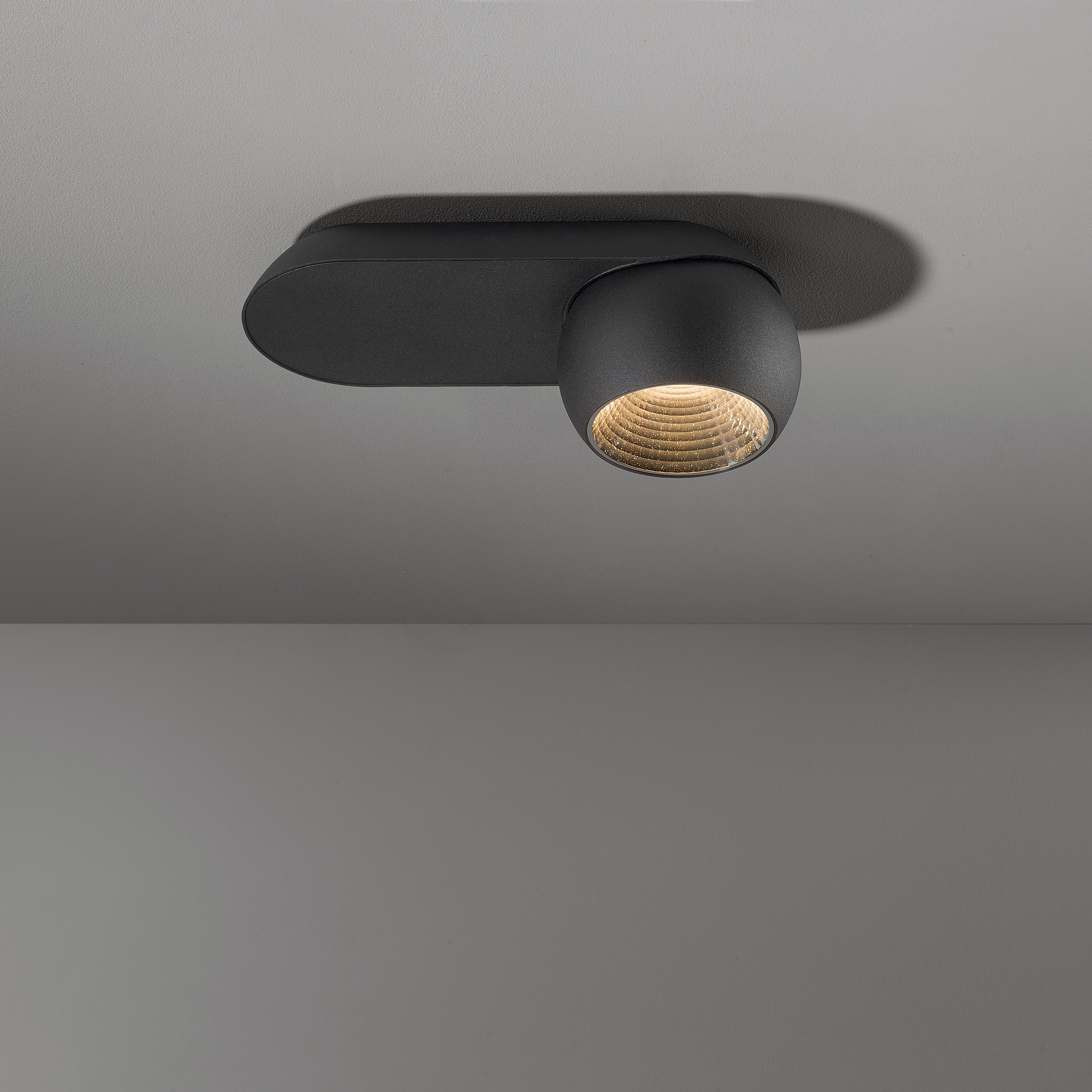 Display product Marbul from manufacturer Modular Lighting Instruments