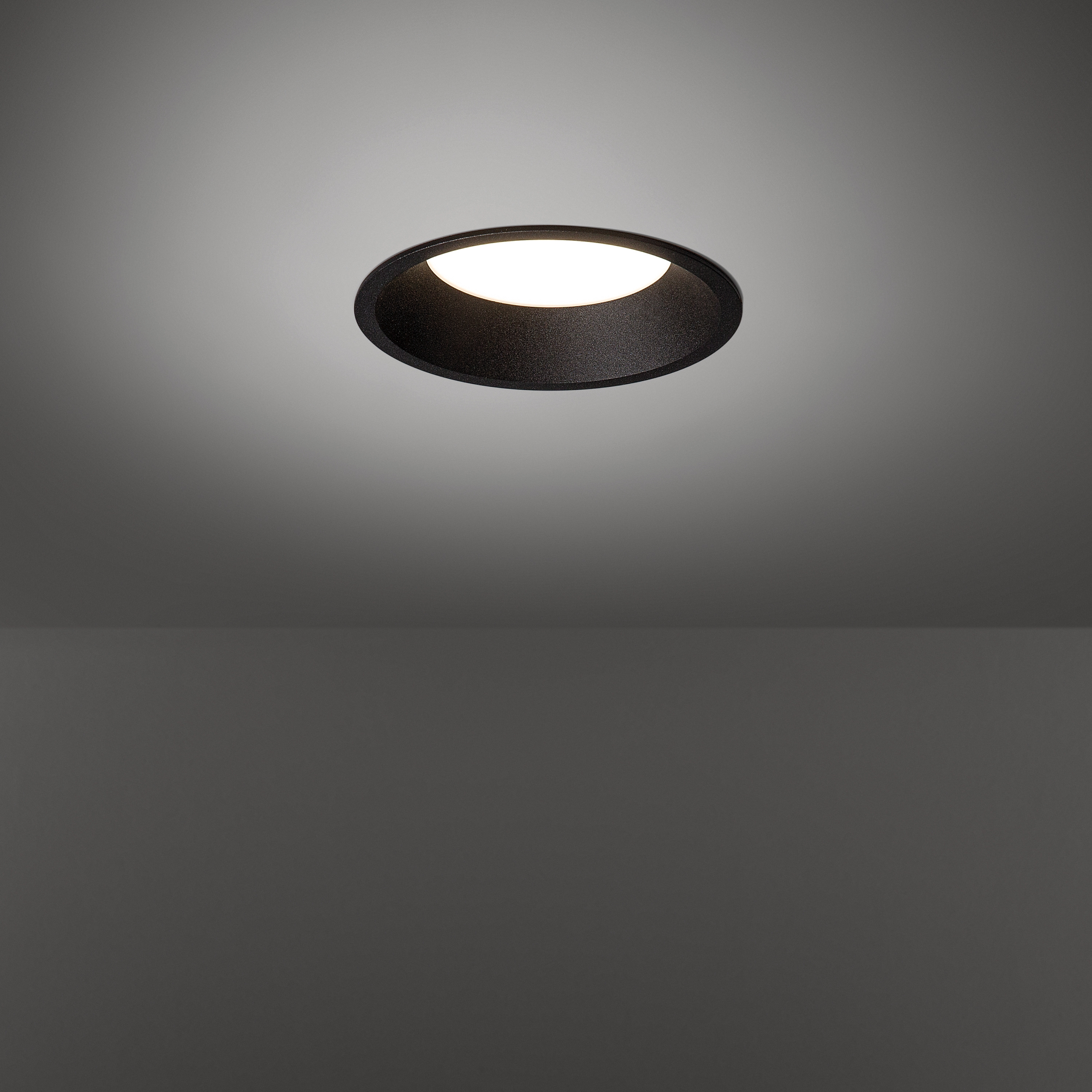 Mostra il prodotto Smart Lotis 160 diffuse IP54 LED GE del produttore Modular Lighting Instruments