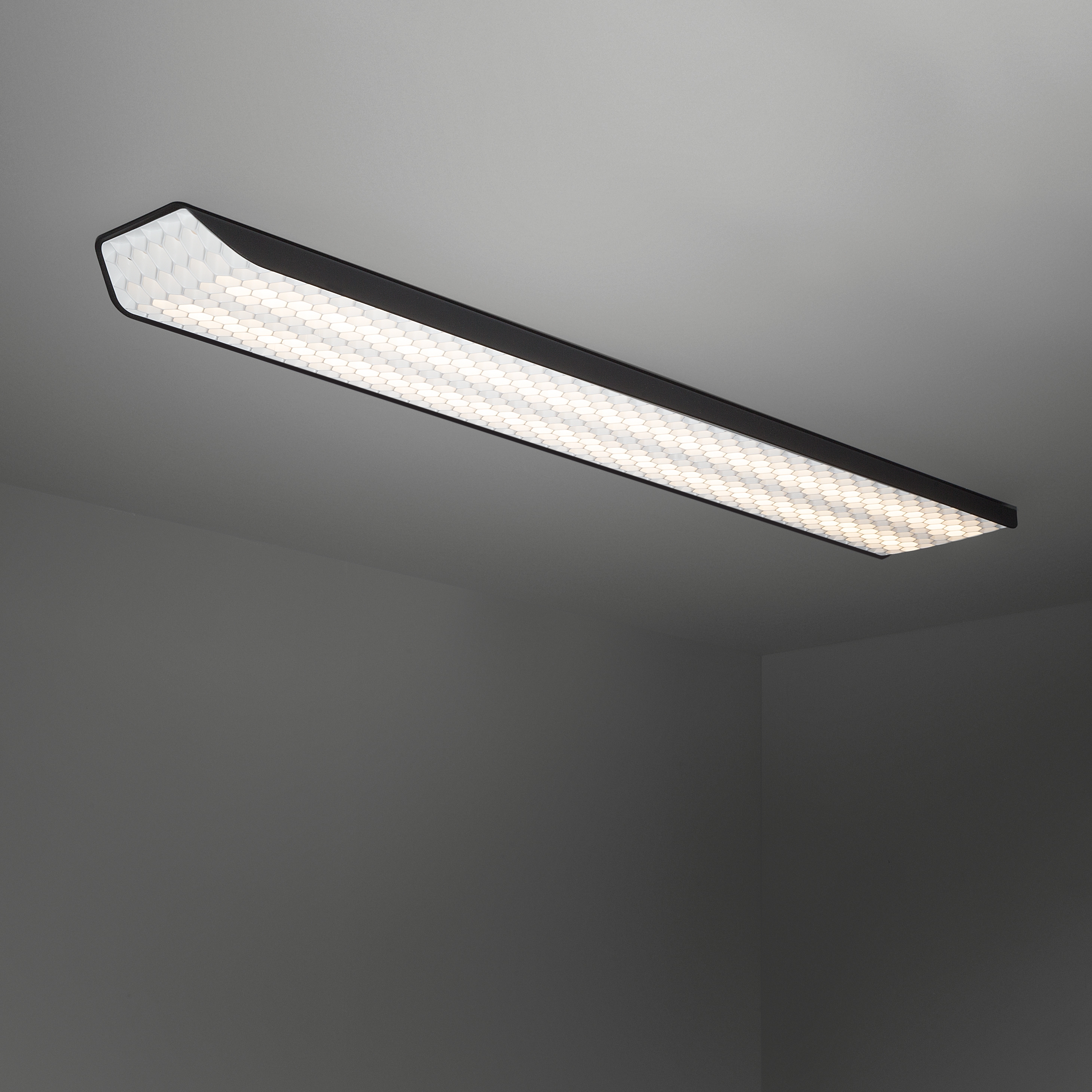 Mostra il prodotto Vaeder LED dali/pushdim/1-10V GI del produttore Modular Lighting Instruments