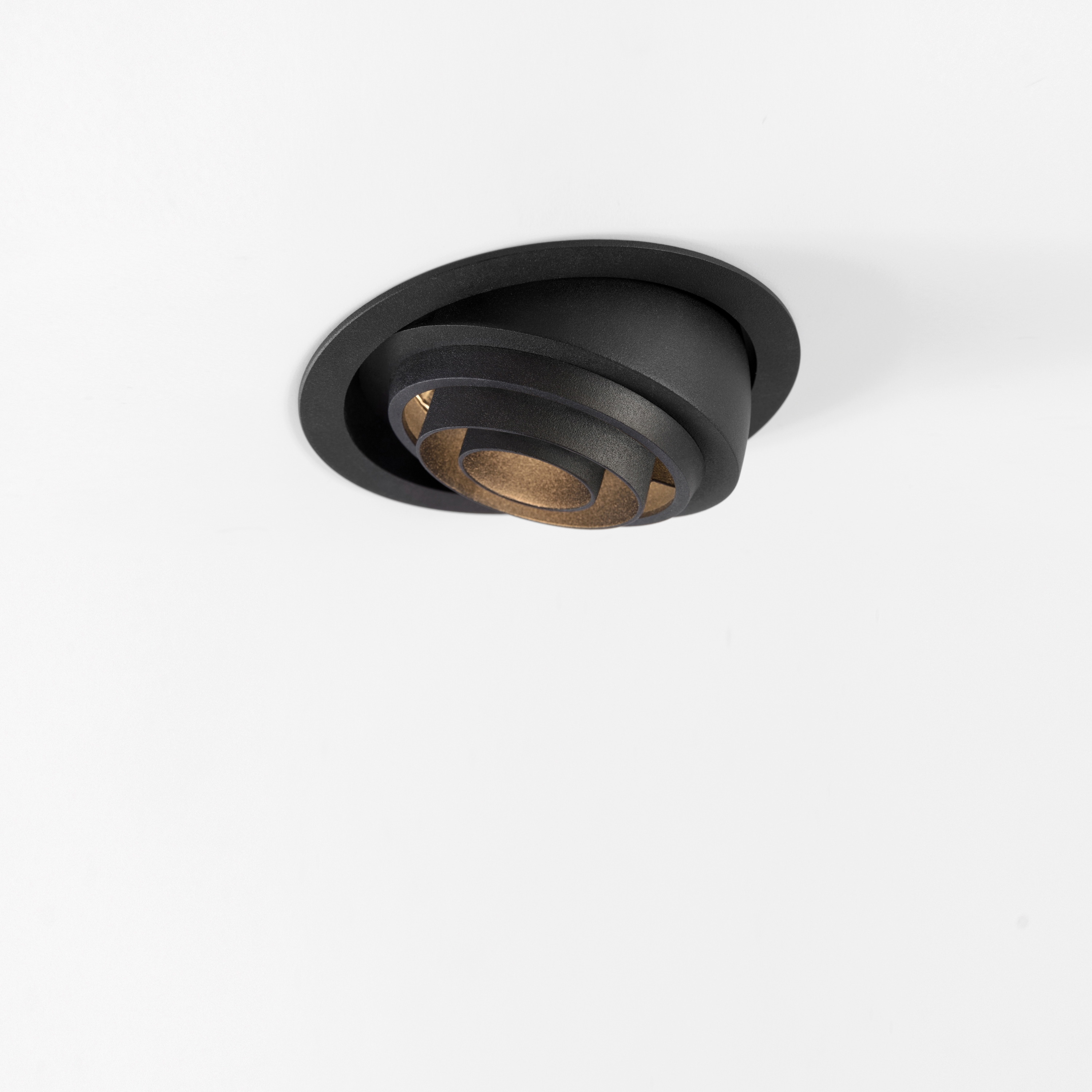 Display product K120 adjustable LED GE from manufacturer Modular Lighting Instruments