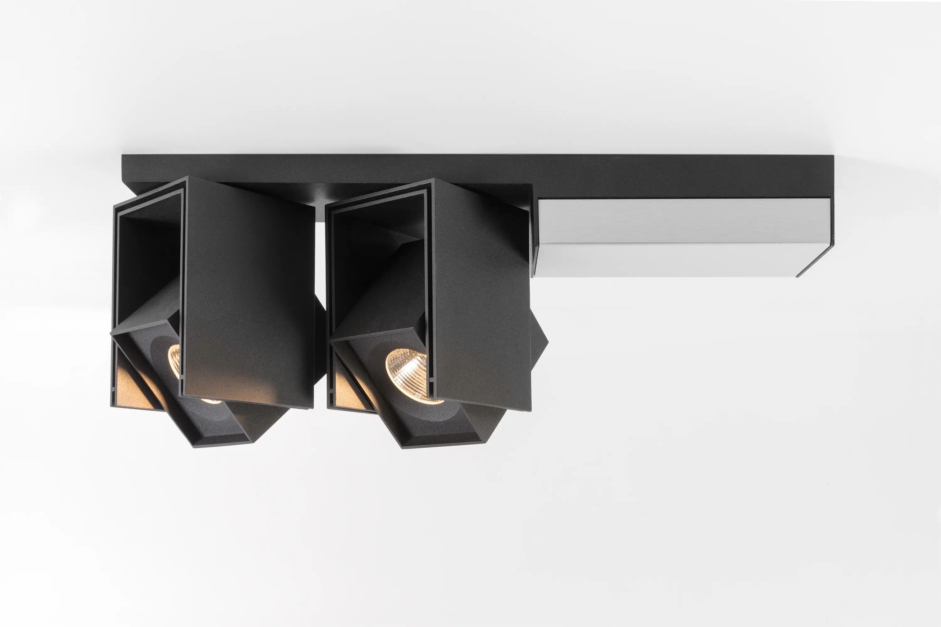 Modular Lighting Instruments - Rektor 2x LED Tre dim GI