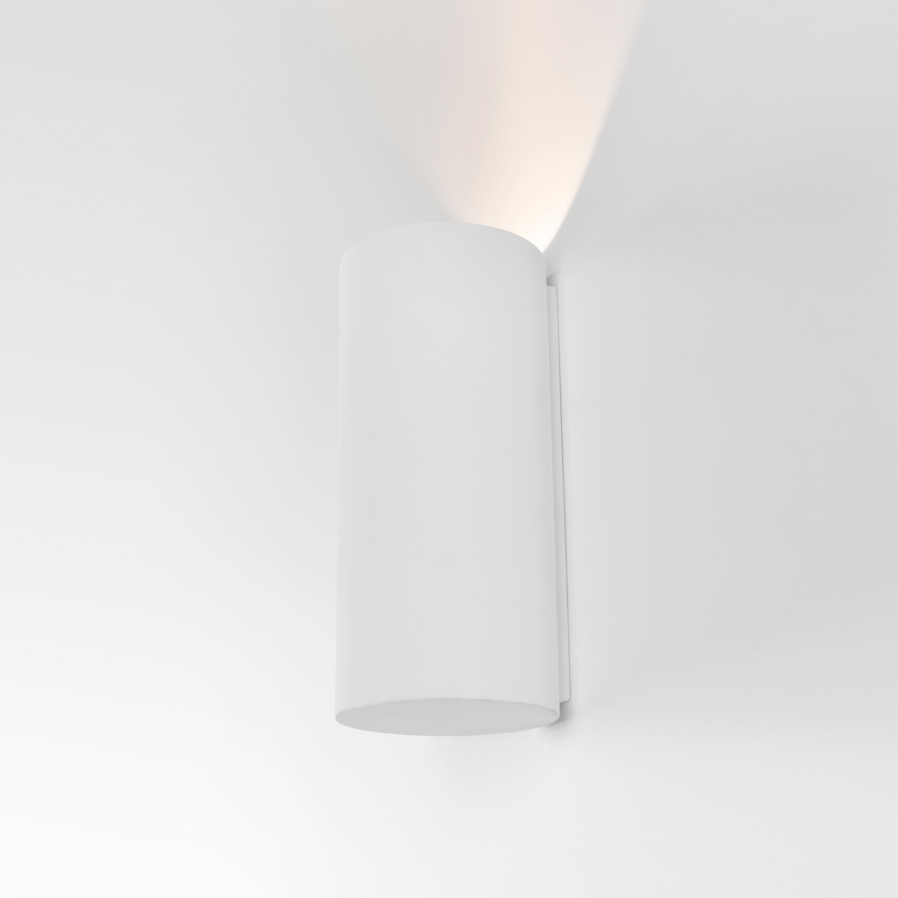 Display product Smart surface tubed wall 82 X-large 1x LED dali GI from manufacturer Modular Lighting Instruments
