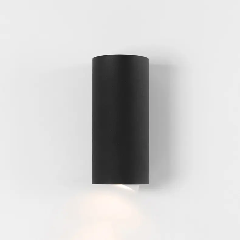 Modular Lighting Instruments - Smart surface tubed wall 82 X-large 1x LED GE