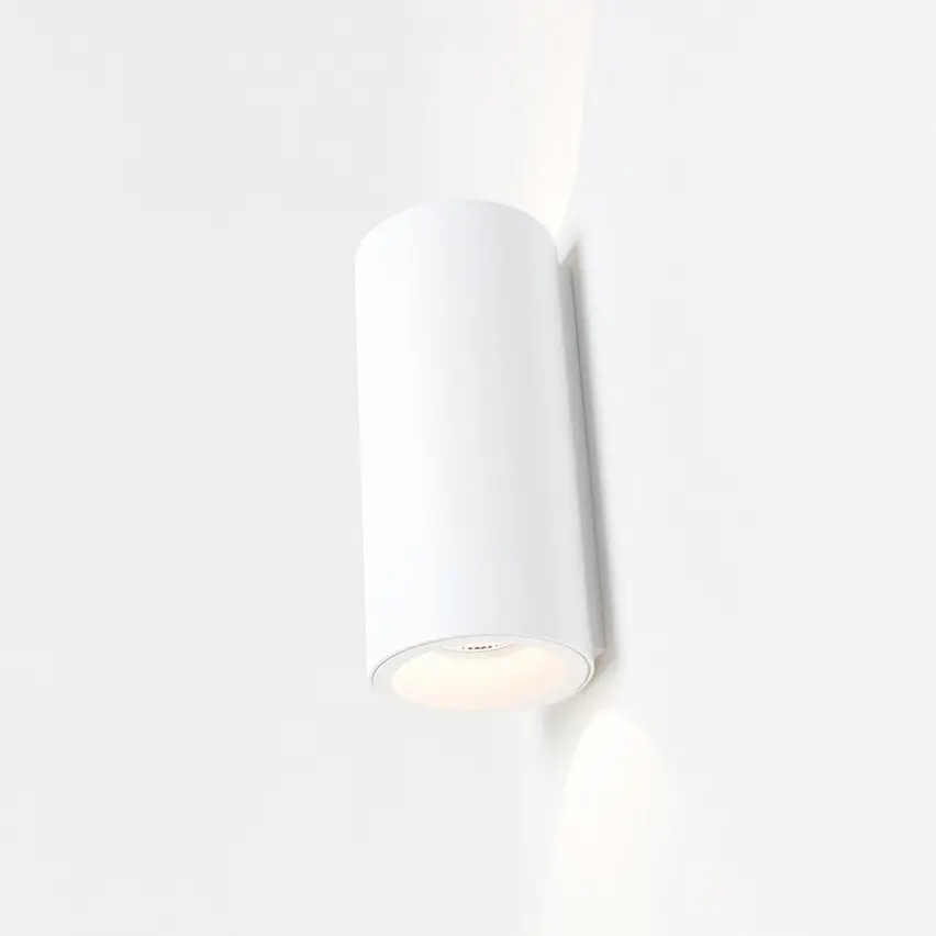 Modular Lighting Instruments - Smart surface tubed wall 82 X-large 2x LED GE