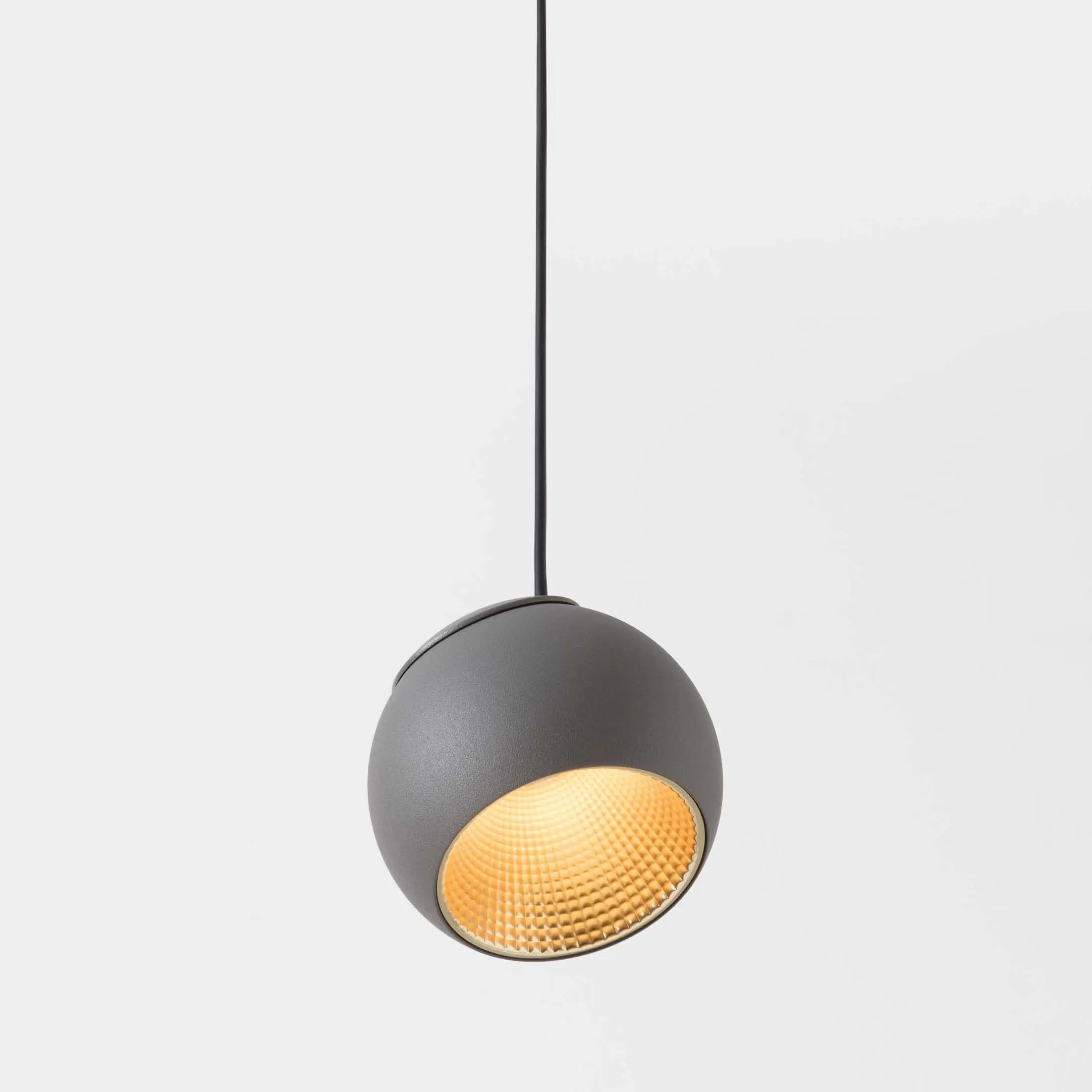 Modular Lighting Instruments - Marbul suspended