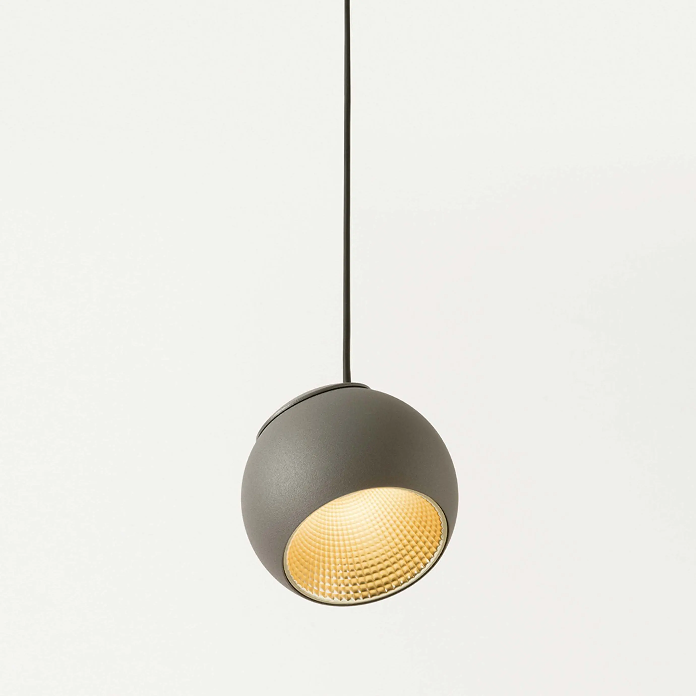 Modular Lighting Instruments - Marbul suspended