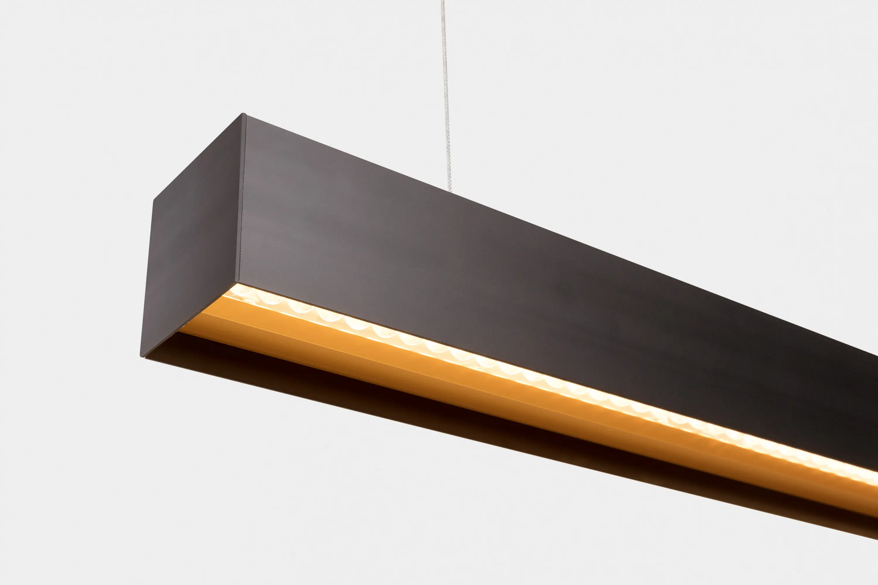 Modular Lighting Instruments - Drupl70 straight office compliant