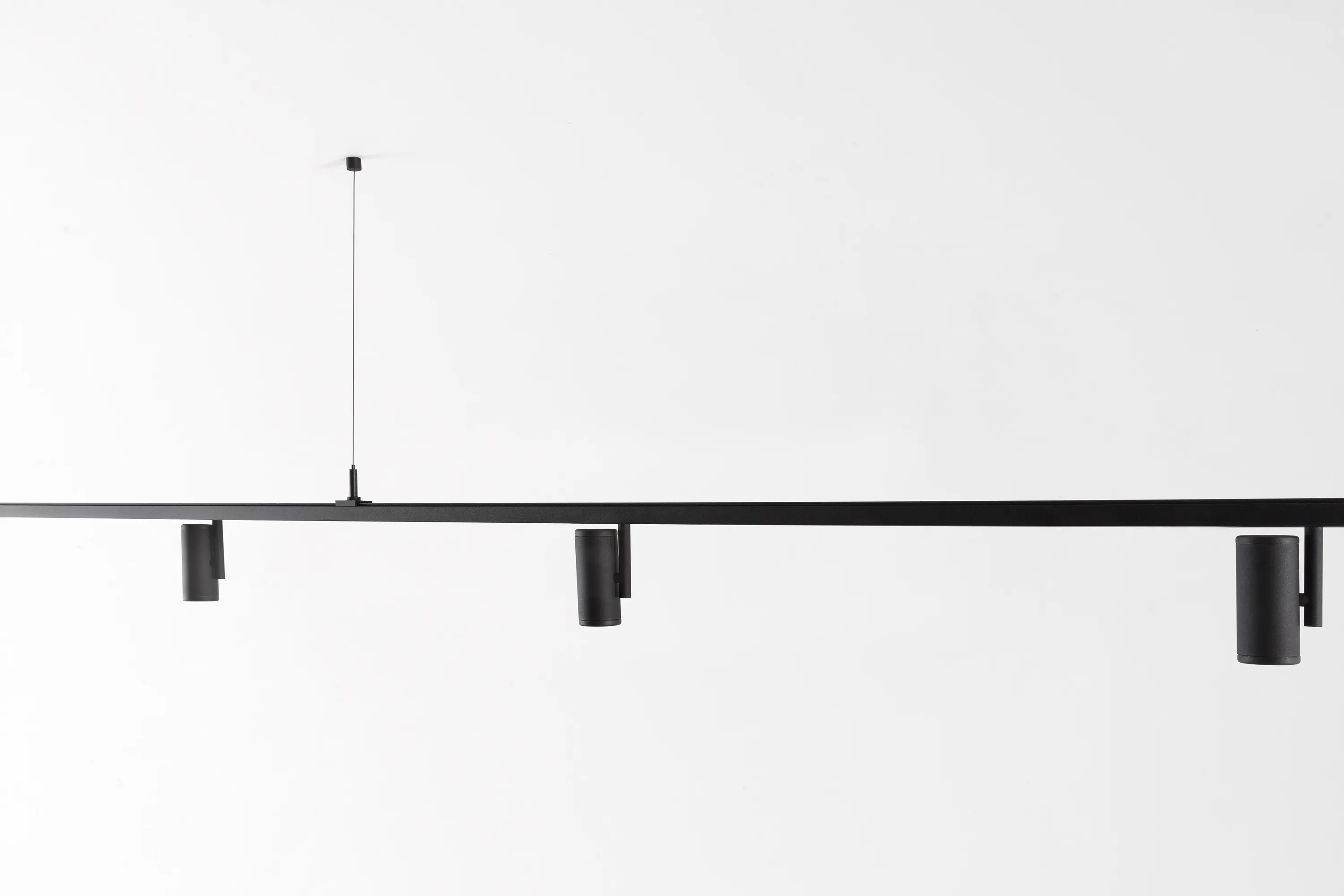 Modular Lighting Instruments - Pista Médard 42 | Suspension
