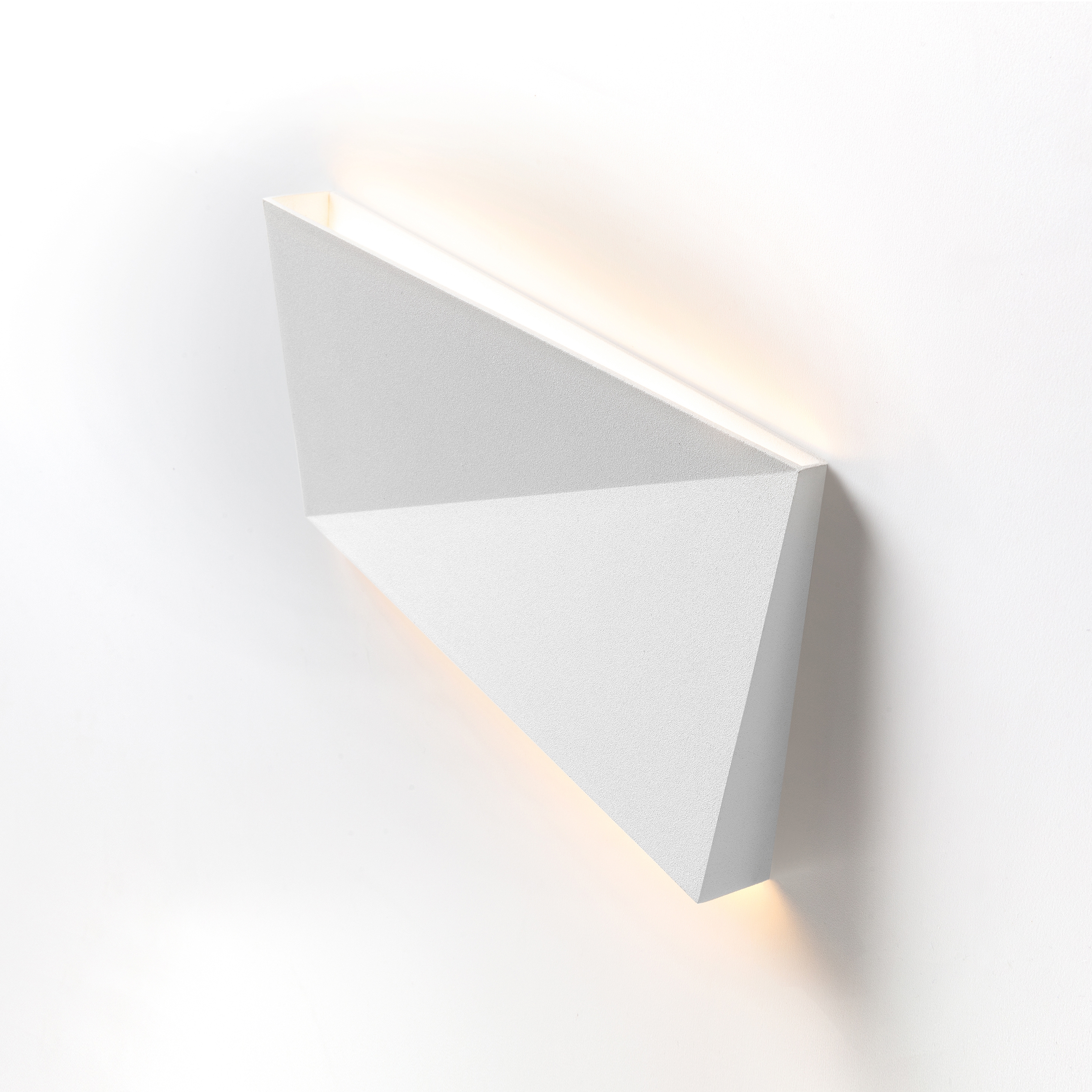 Display product Dent from manufacturer Modular Lighting Instruments