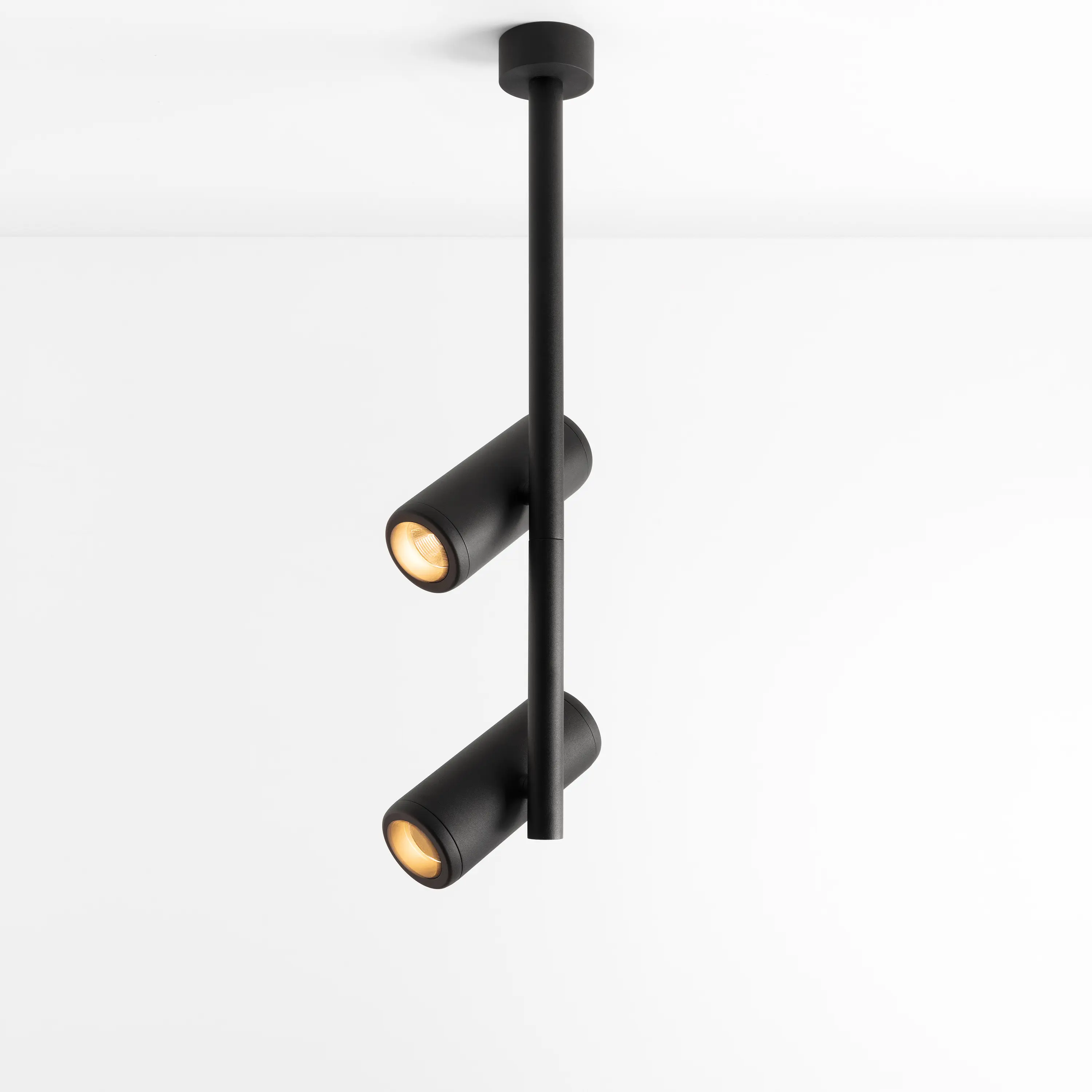 Modular Lighting Instruments - Médard Stretched