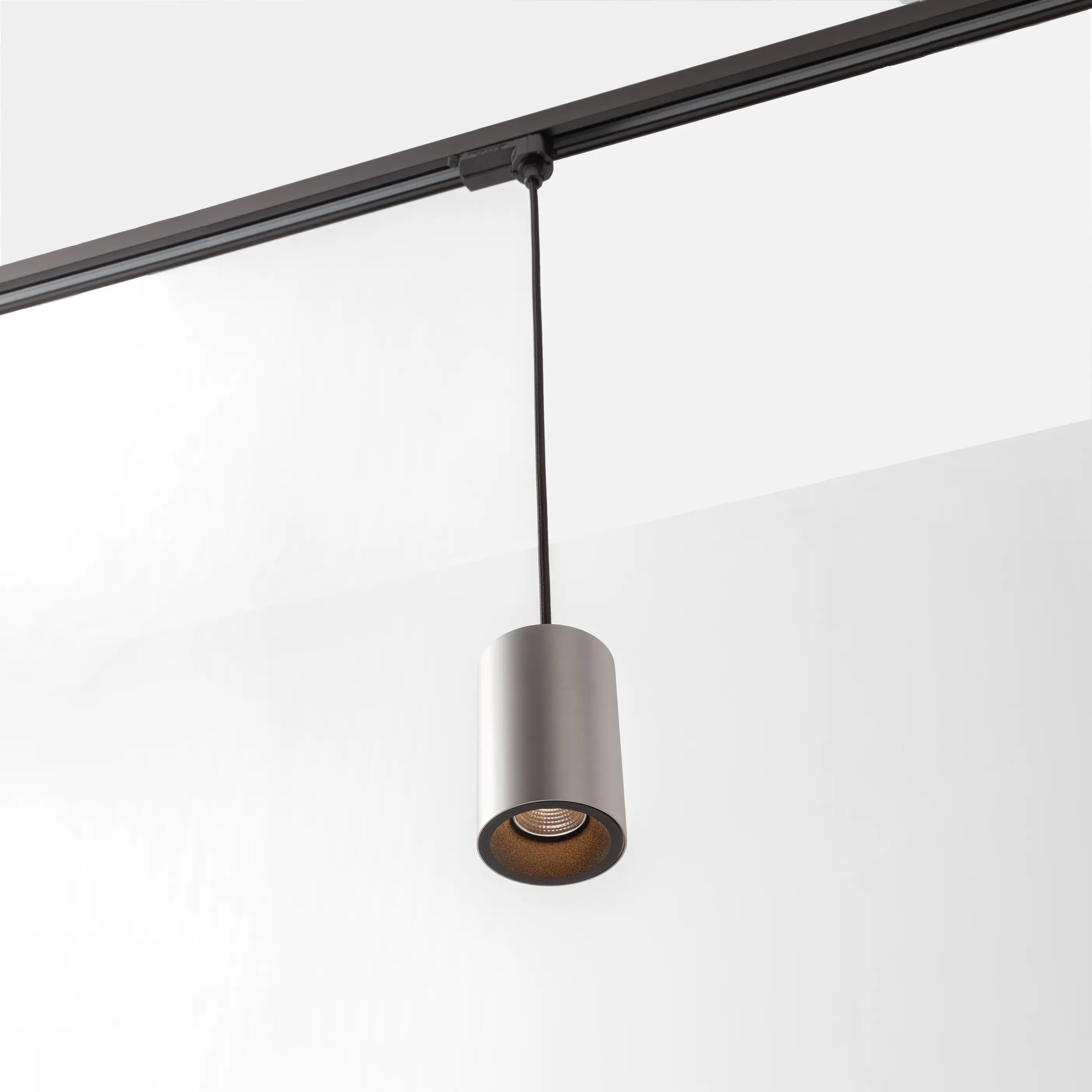 Modular Lighting Instruments - Smart surface tubed suspension track 82 L LED GI