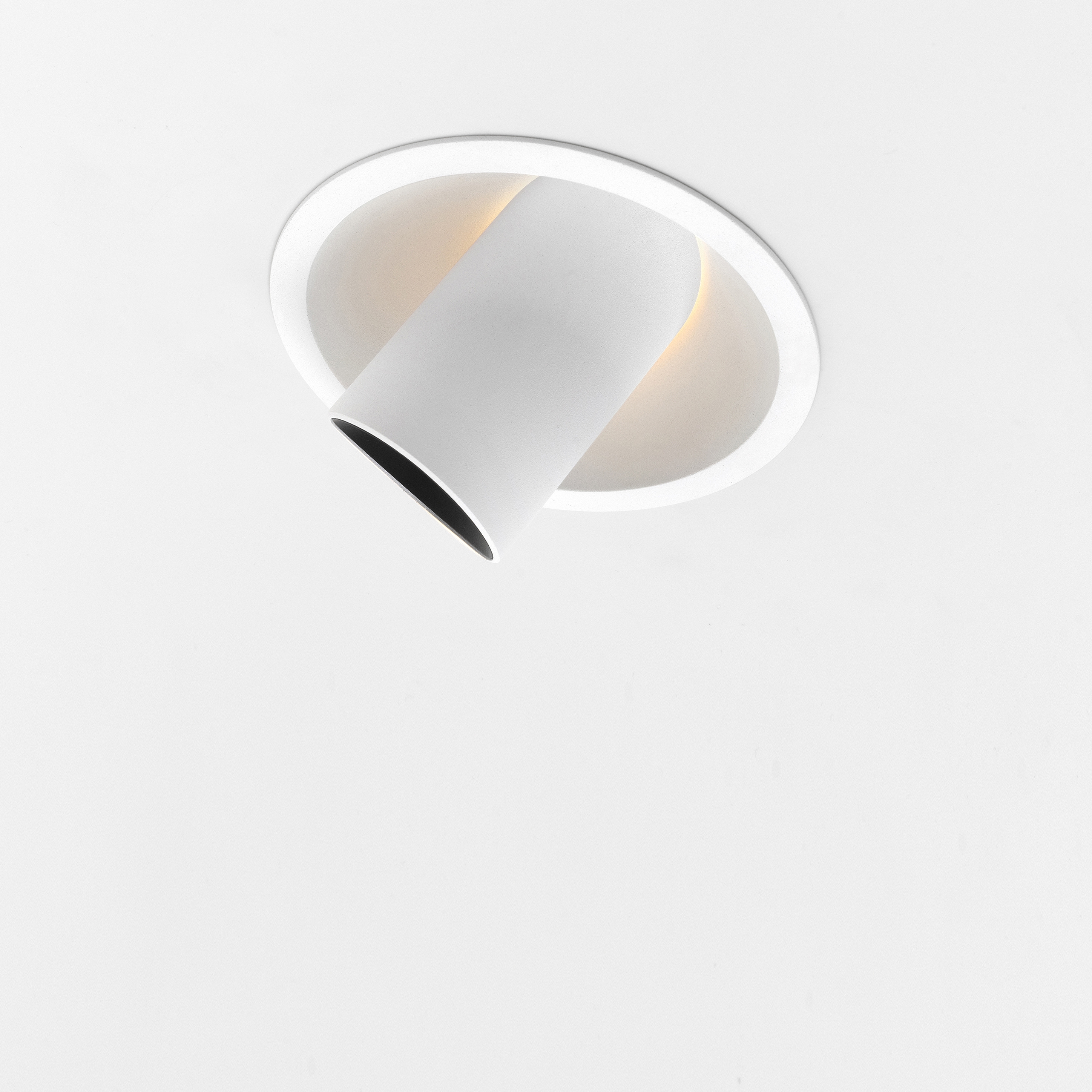 Display product Hollow 125 LED GE from manufacturer Modular Lighting Instruments