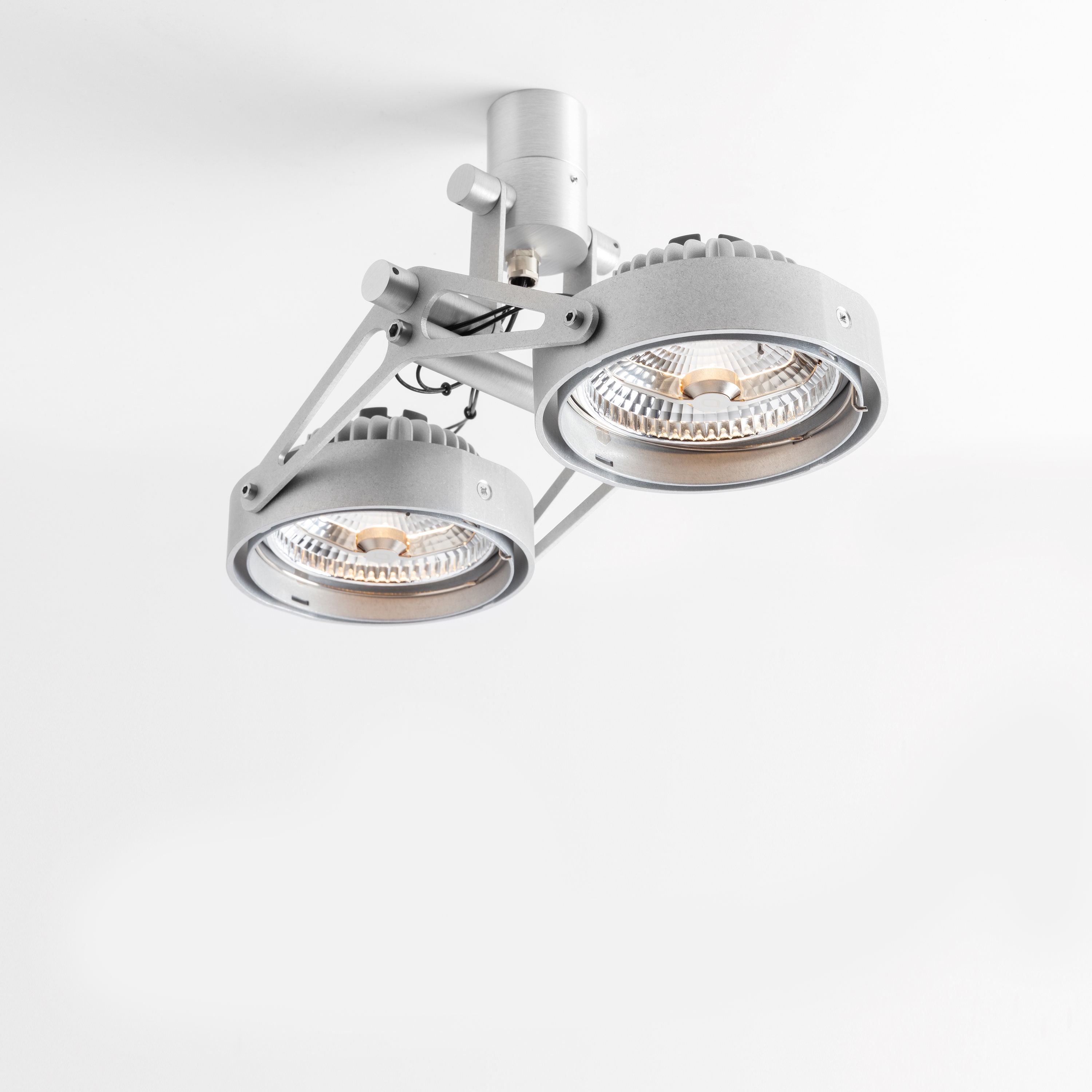 Display product Nomad 2xLED AR111 GE from manufacturer Modular Lighting Instruments
