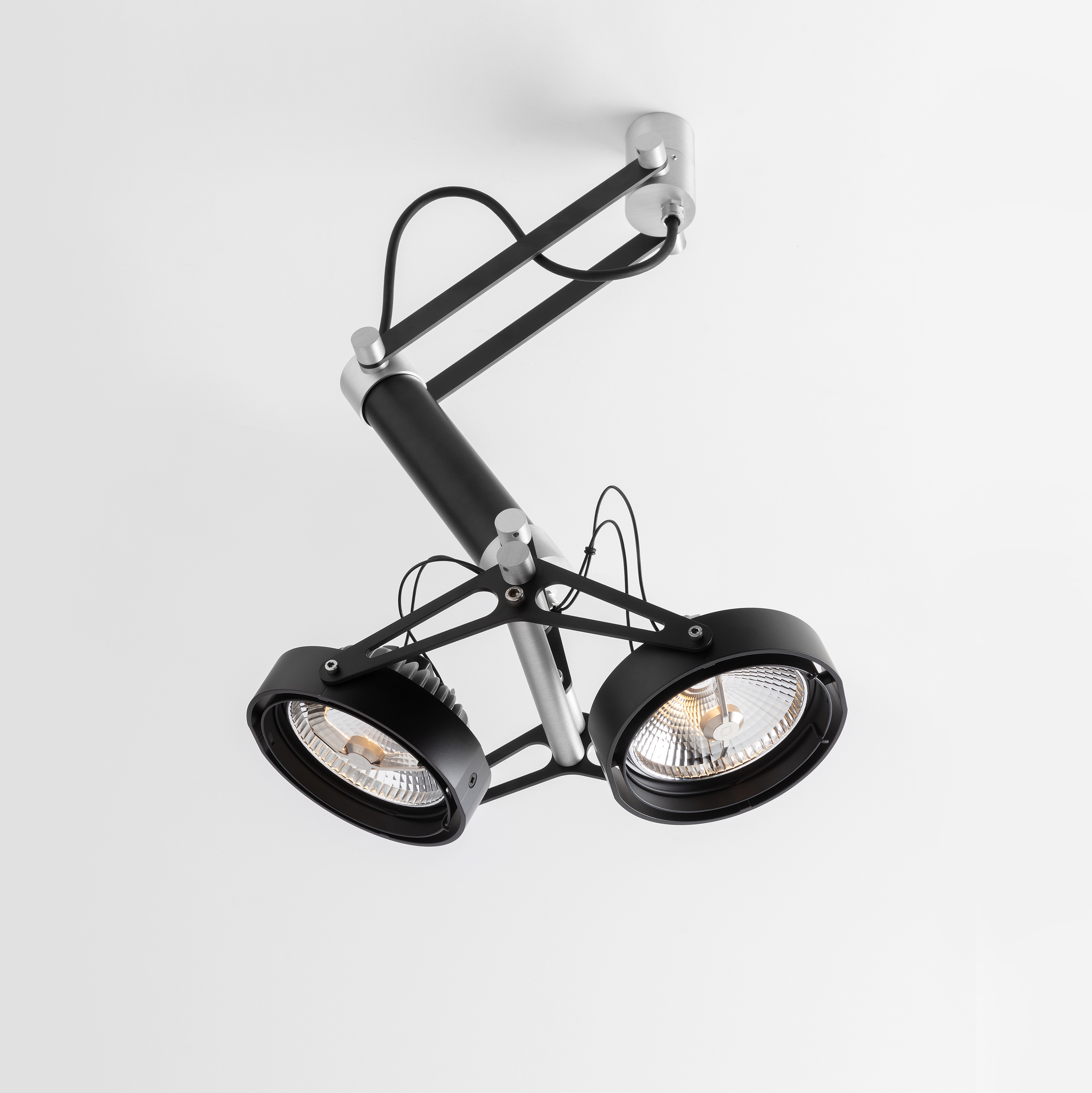 Display product Nomad 2xLED AR111 GI from manufacturer Modular Lighting Instruments